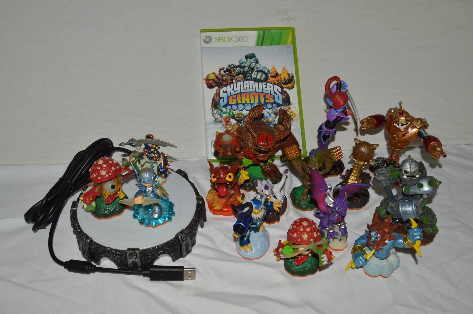 Activision Skylanders Giants Series 2 – Lot of 15 Figures