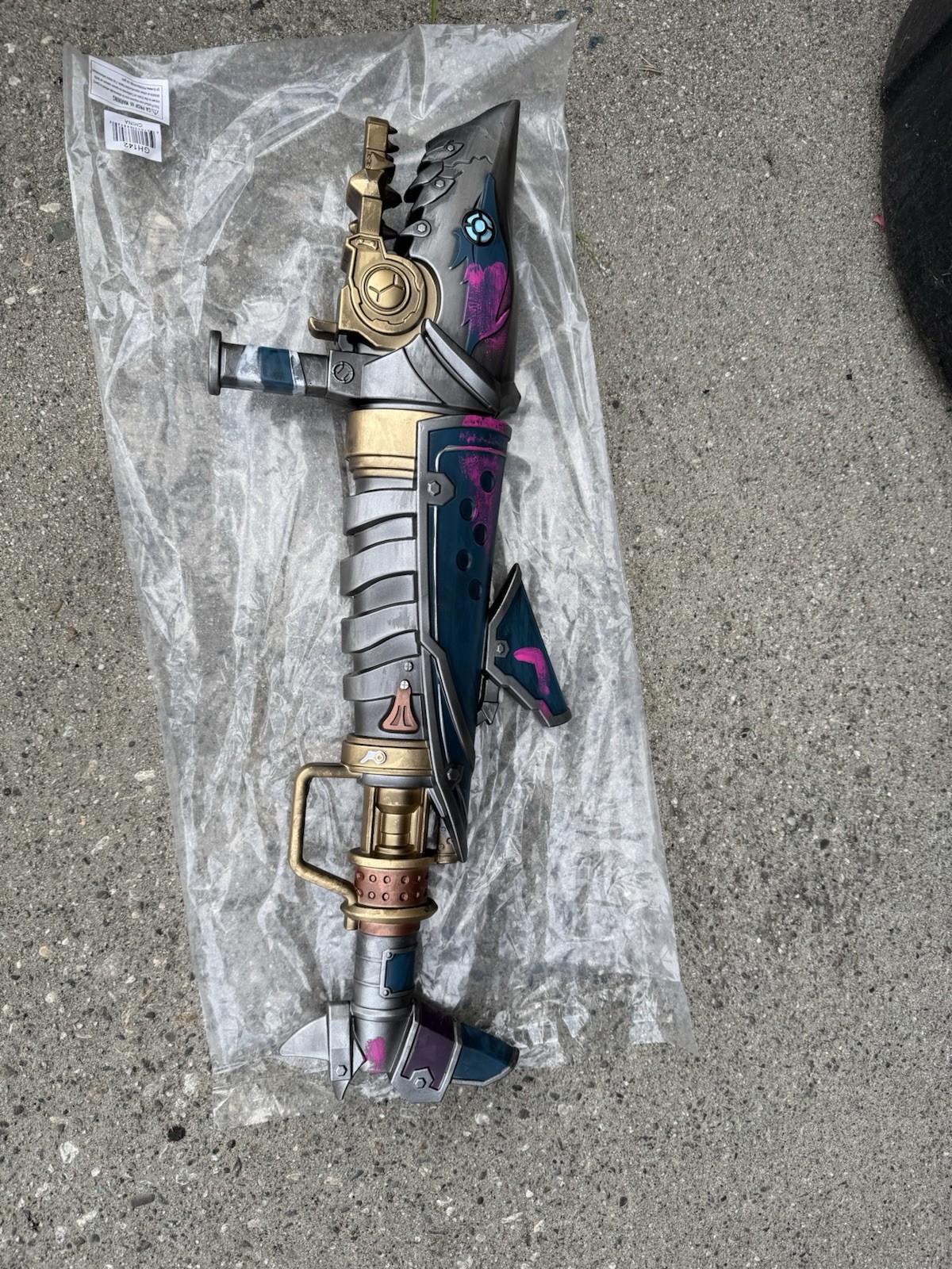 Fishbones Jinx Pistols Foam Gun league Of Legends Game Anime Cartoon 25.5”