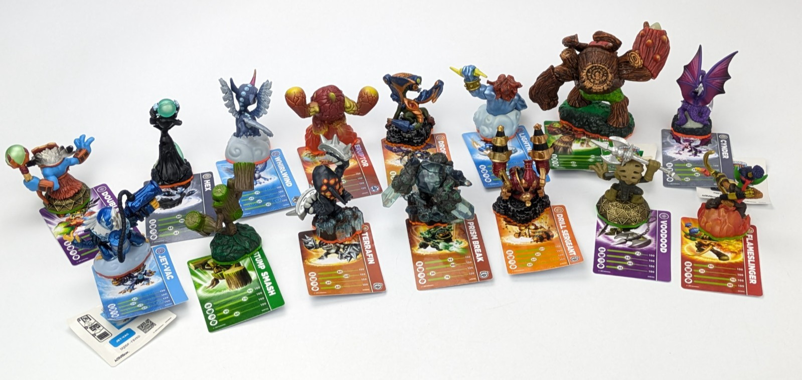 Skylanders GIANTS & SPYRO’S ADVENTURE Lot of 15 Figures Mixed w/Cards