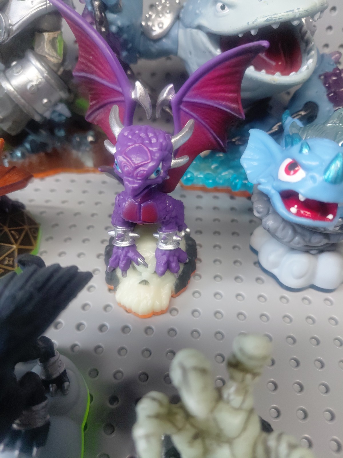 Activision Skylanders Mixed Lot Of 7 Action Figures Video Game Collectible