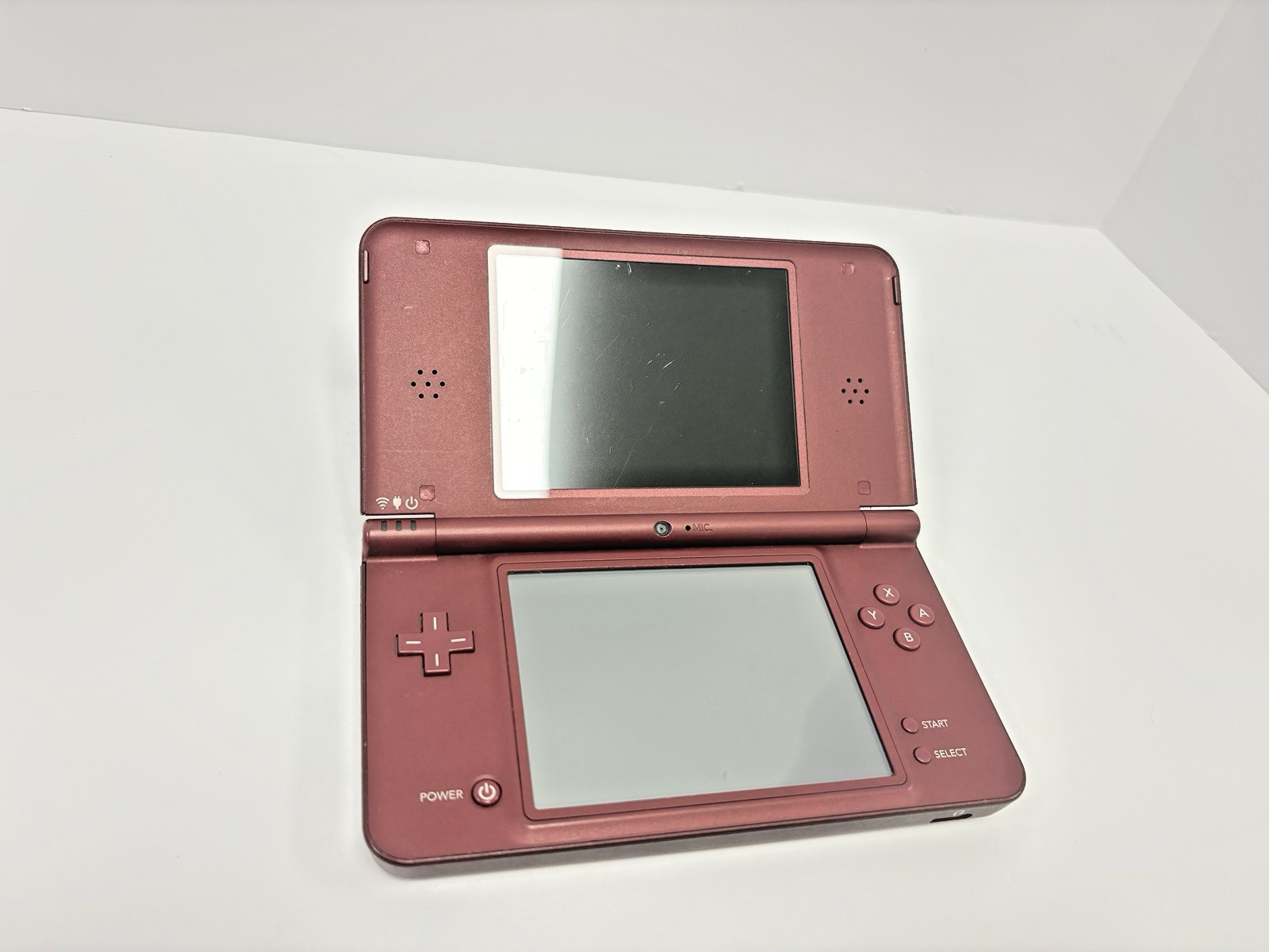 Nintendo DSi XL Handheld – Burgundy