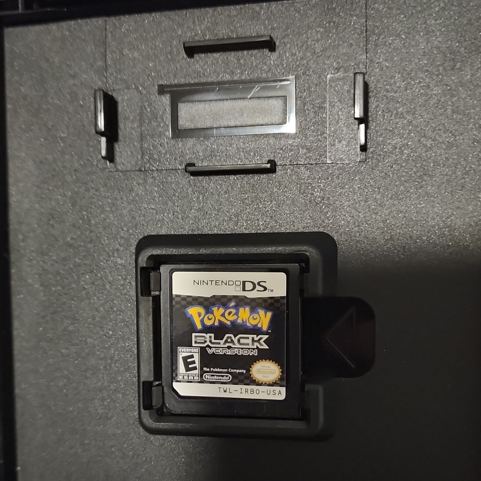 Pokémon Black Version Nintendo DS Pokemon Series RPG E Everyone NTSC-U/C Wi-Fi