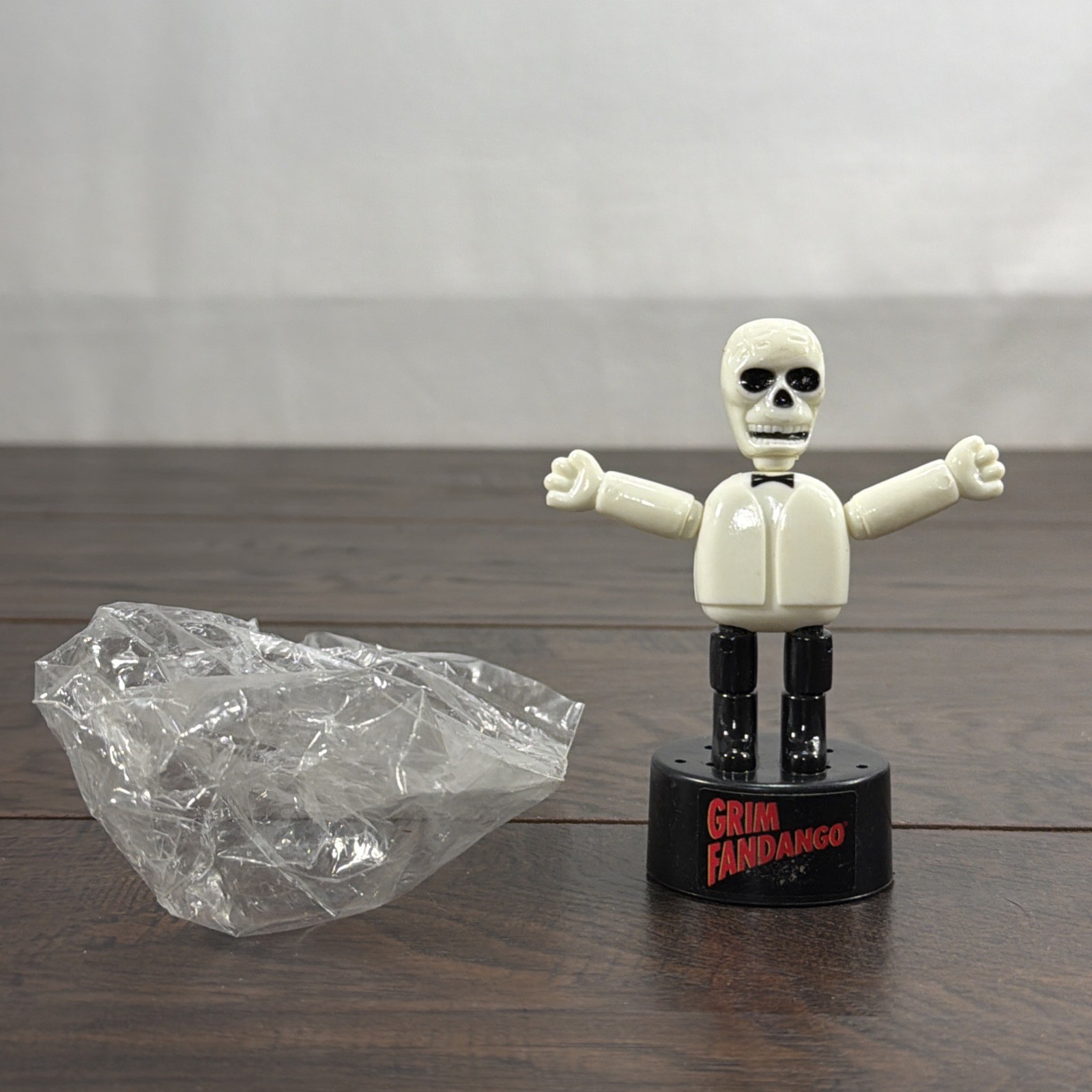 Rare Grim Fandango MANNY CALAVERA Promotional Push Puppet Toy Promo Collectible