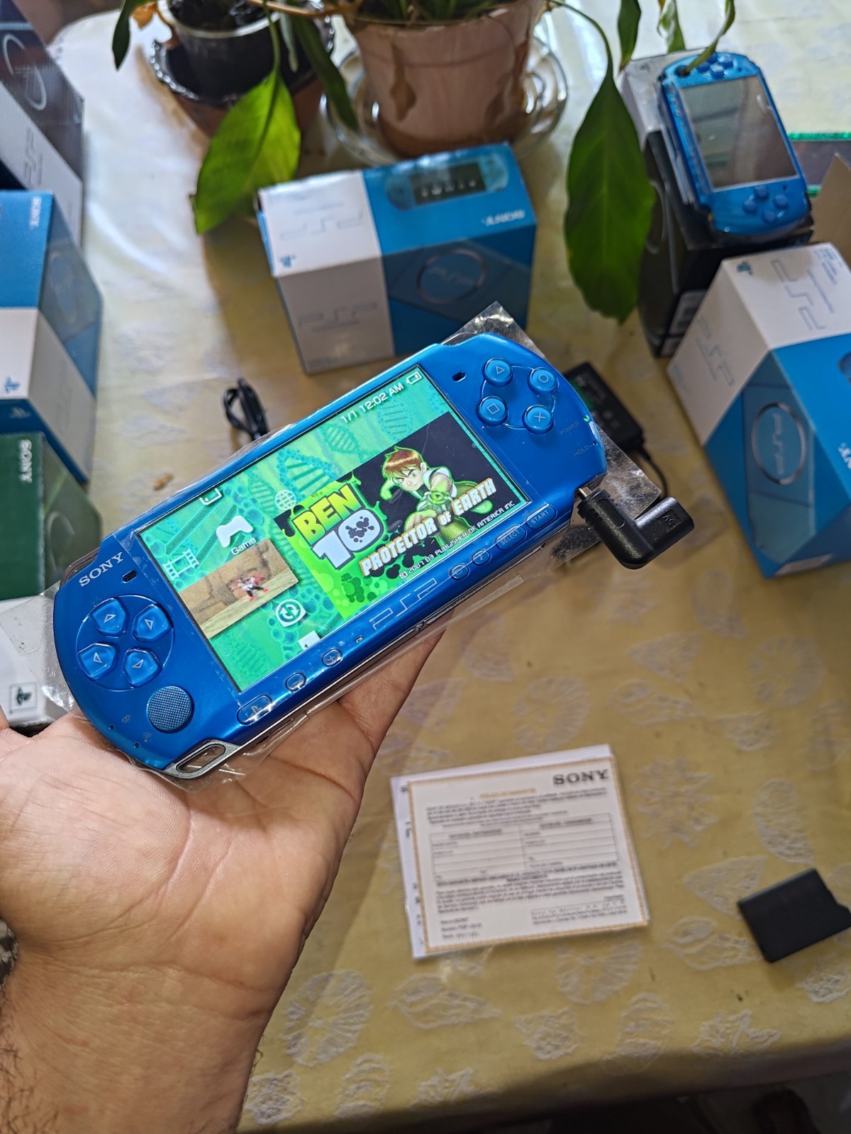 Sony PSP 3000 blue with 32 GB games USB-C adapter tipe c