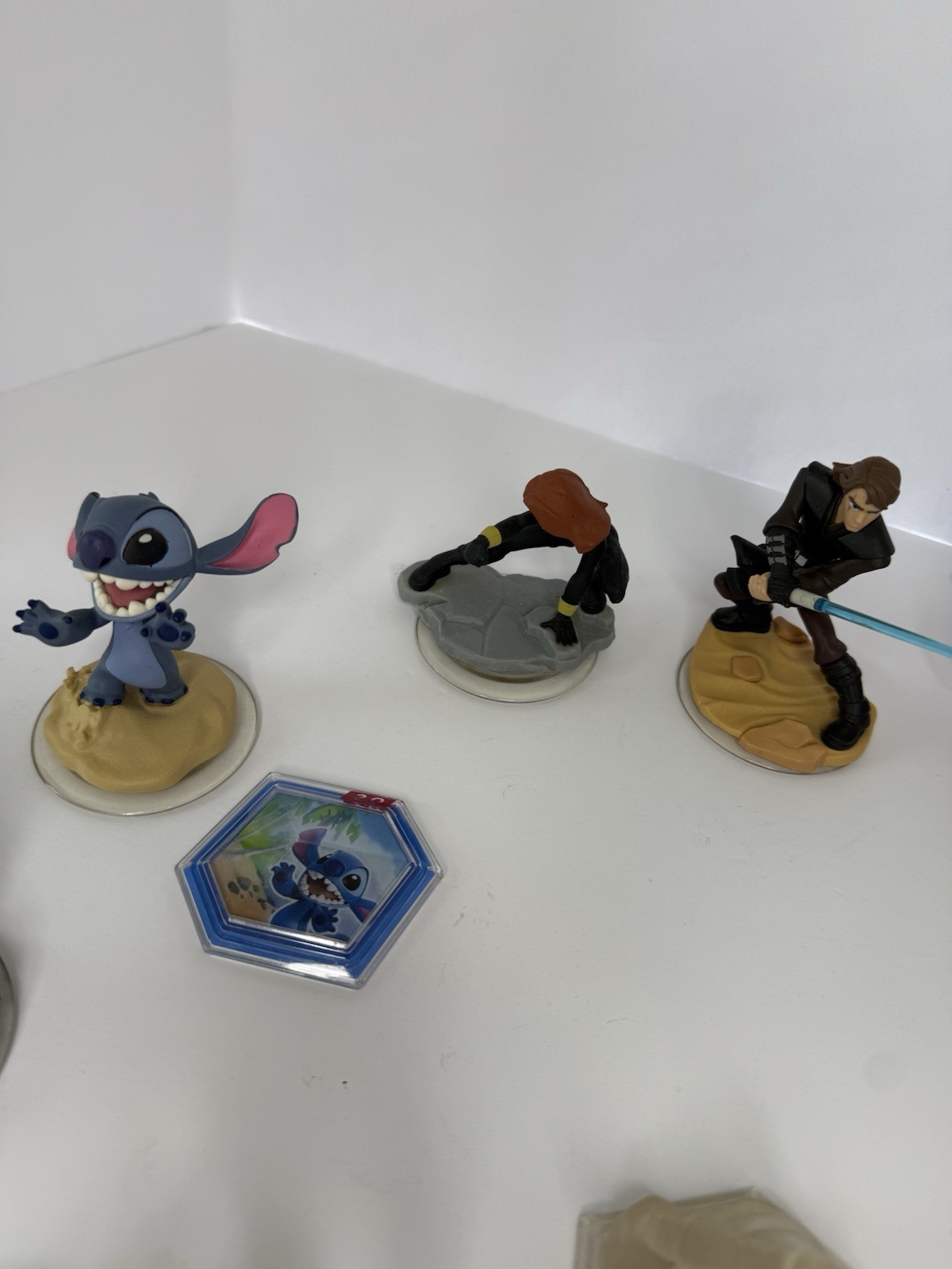 Disney Infinity Lot Figures & Power Discs w/ USB Portal Stitch Merida