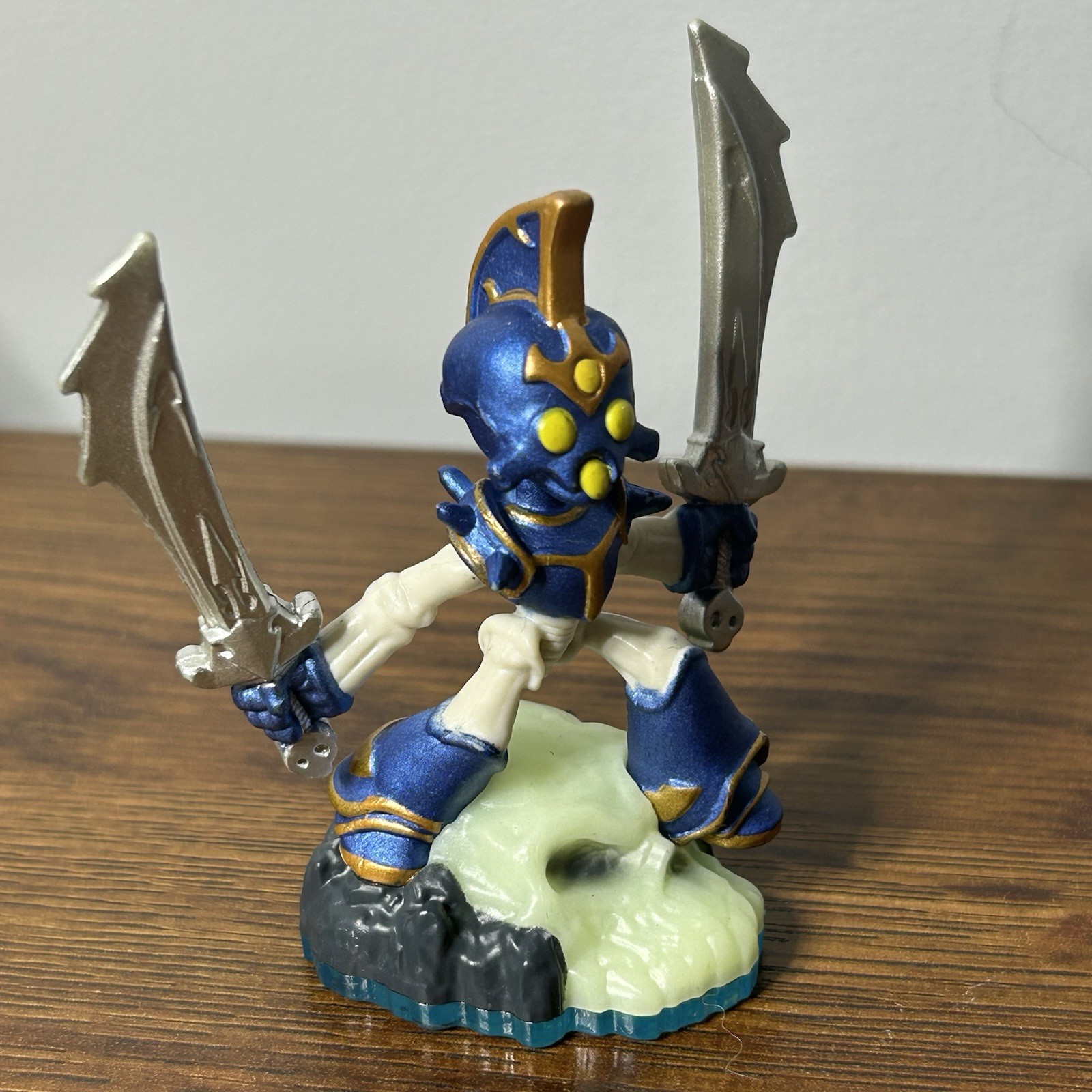 Skylander Swappable Swap Force Scorp Warnado Knock Out Mega Ram Figures Lot of 7