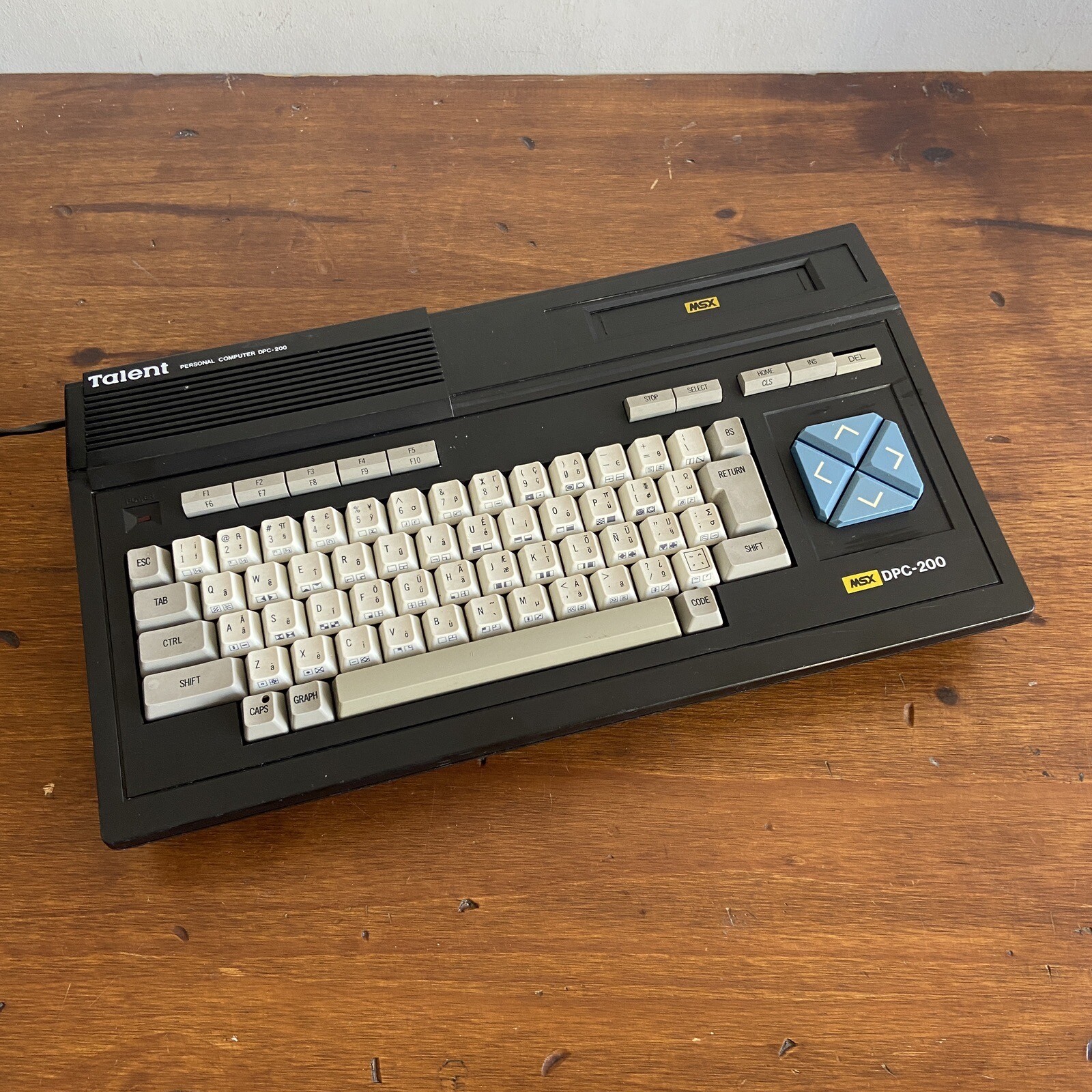 Talent Personal computer. MSX DPC-200 Argentina variant AS-IS