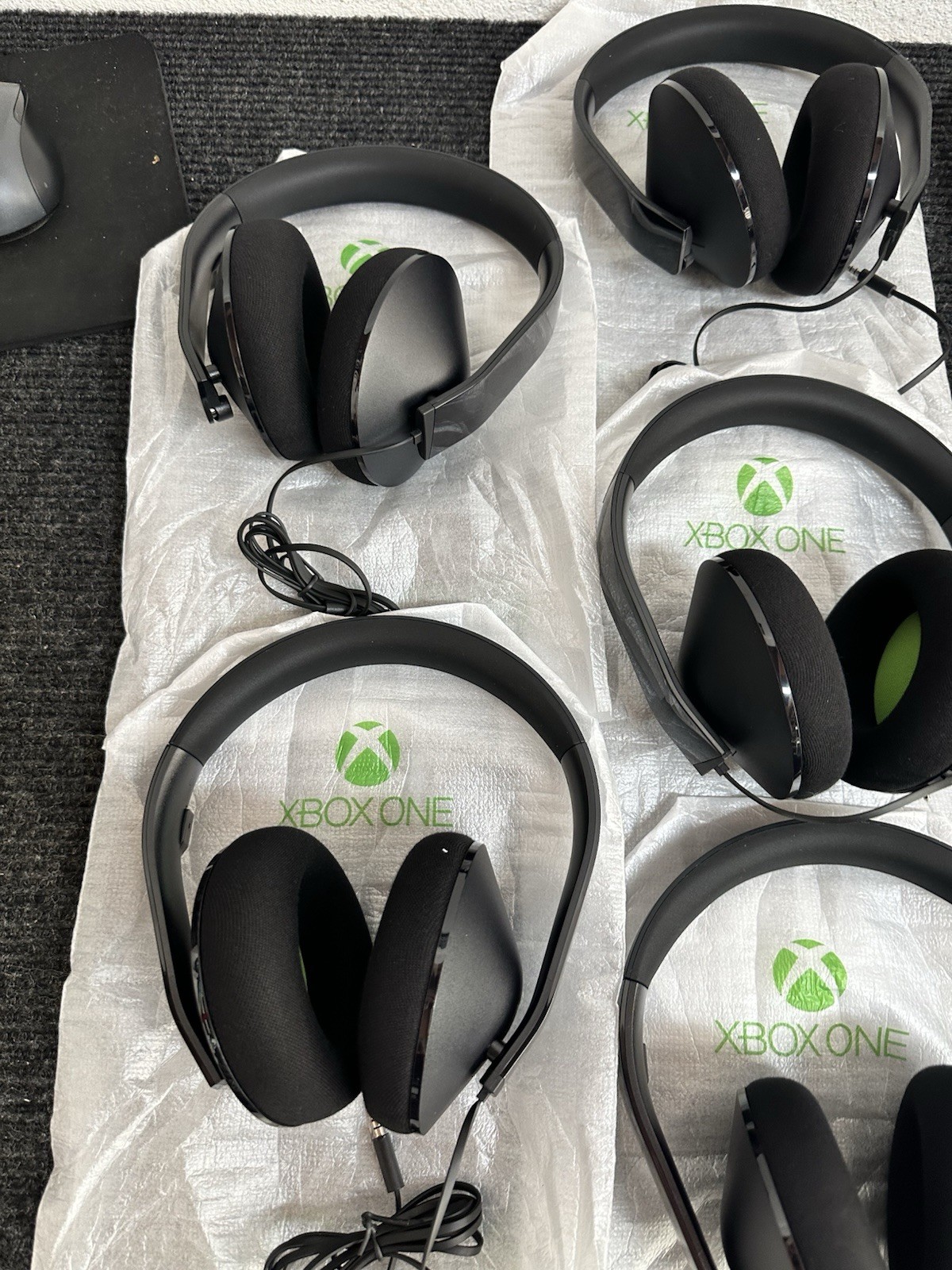 Lot Of 8 Microsoft Xbox One Stereo Headset Wired 3.5 mm Jack New No Box