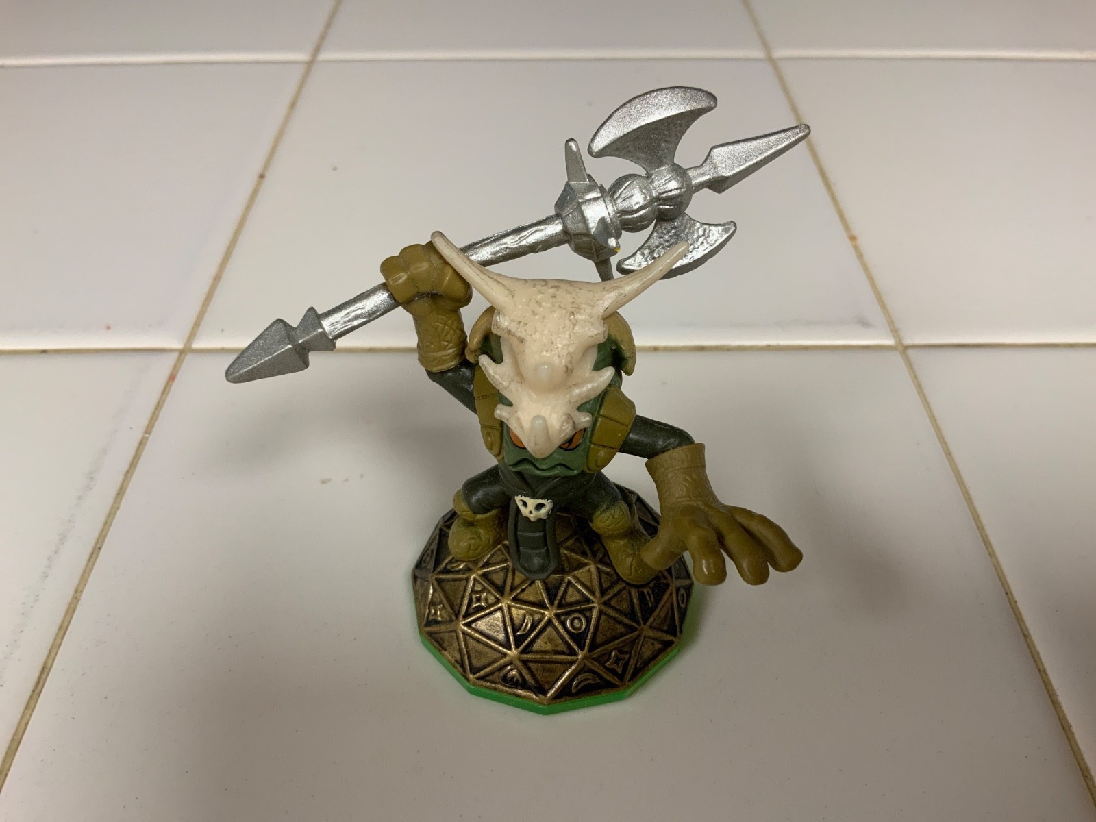 Skylanders Spyros Adventure lot(4): Sunburn, Trigger Happy, Warnado, & Voodood
