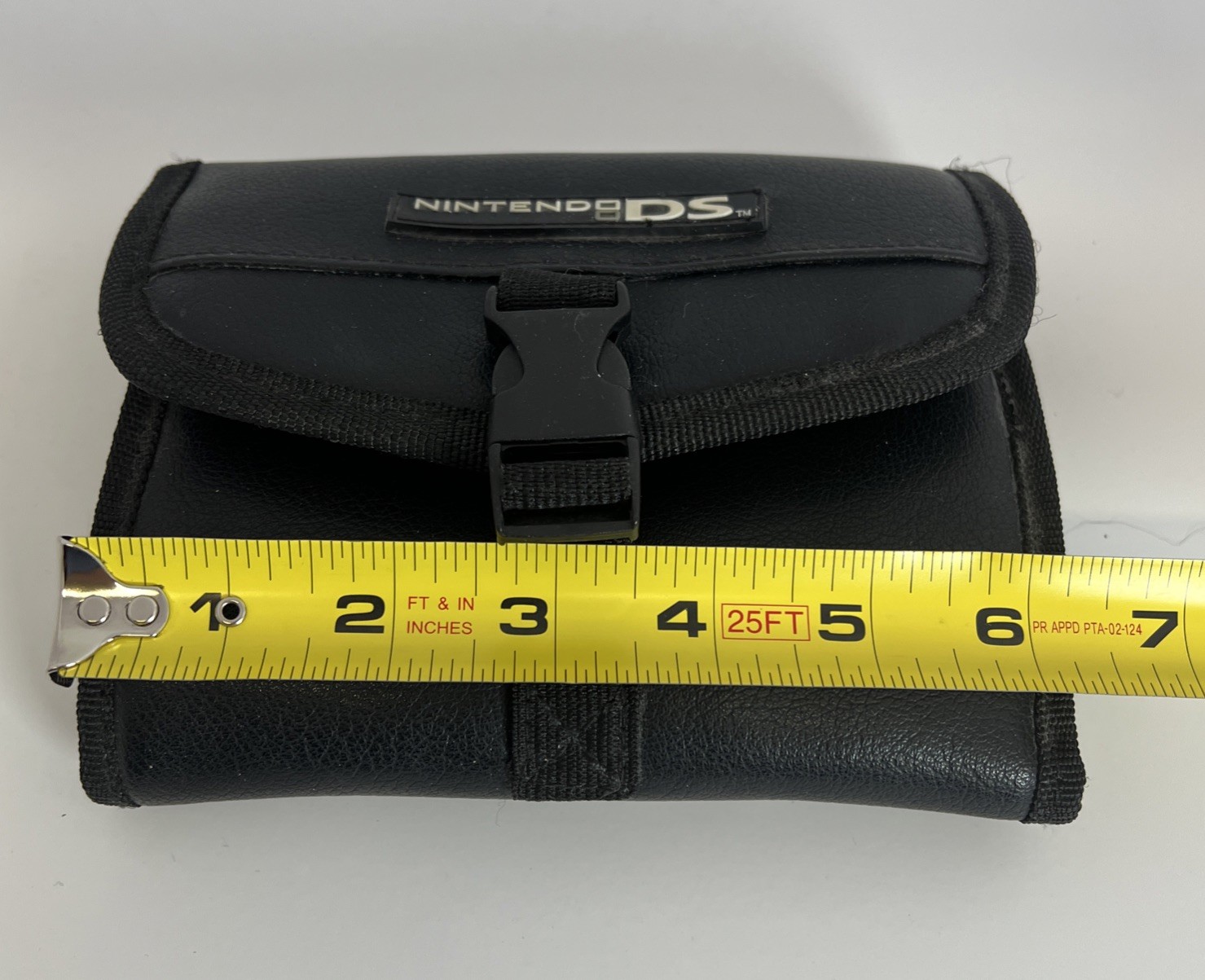 Nintendo DS Switch N Carry Black Synthetic Leather Carrying Case