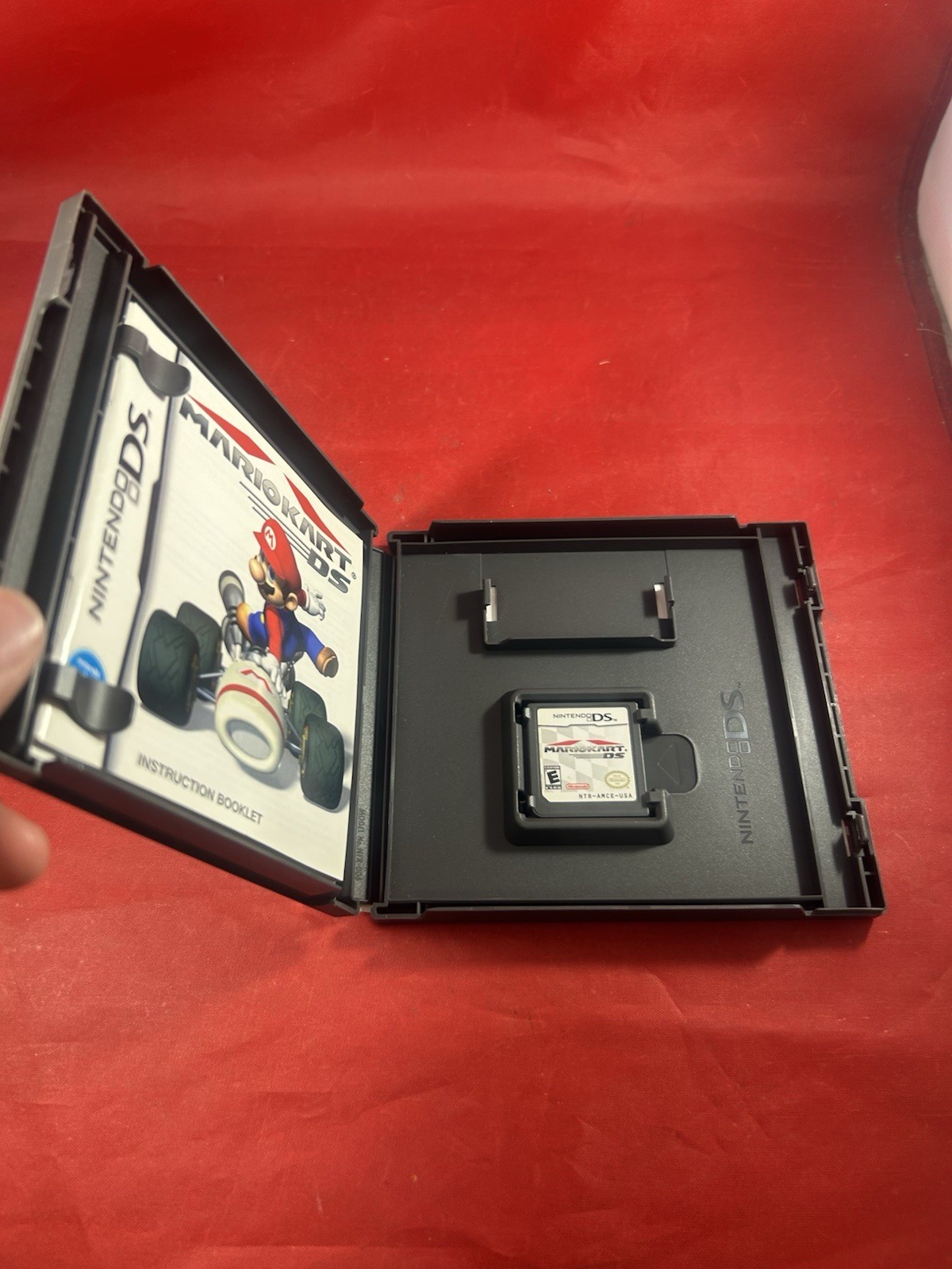 Mario Kart DS Nintendo DS Game Complete w/ Manual NTSC-U/C E Everyone
