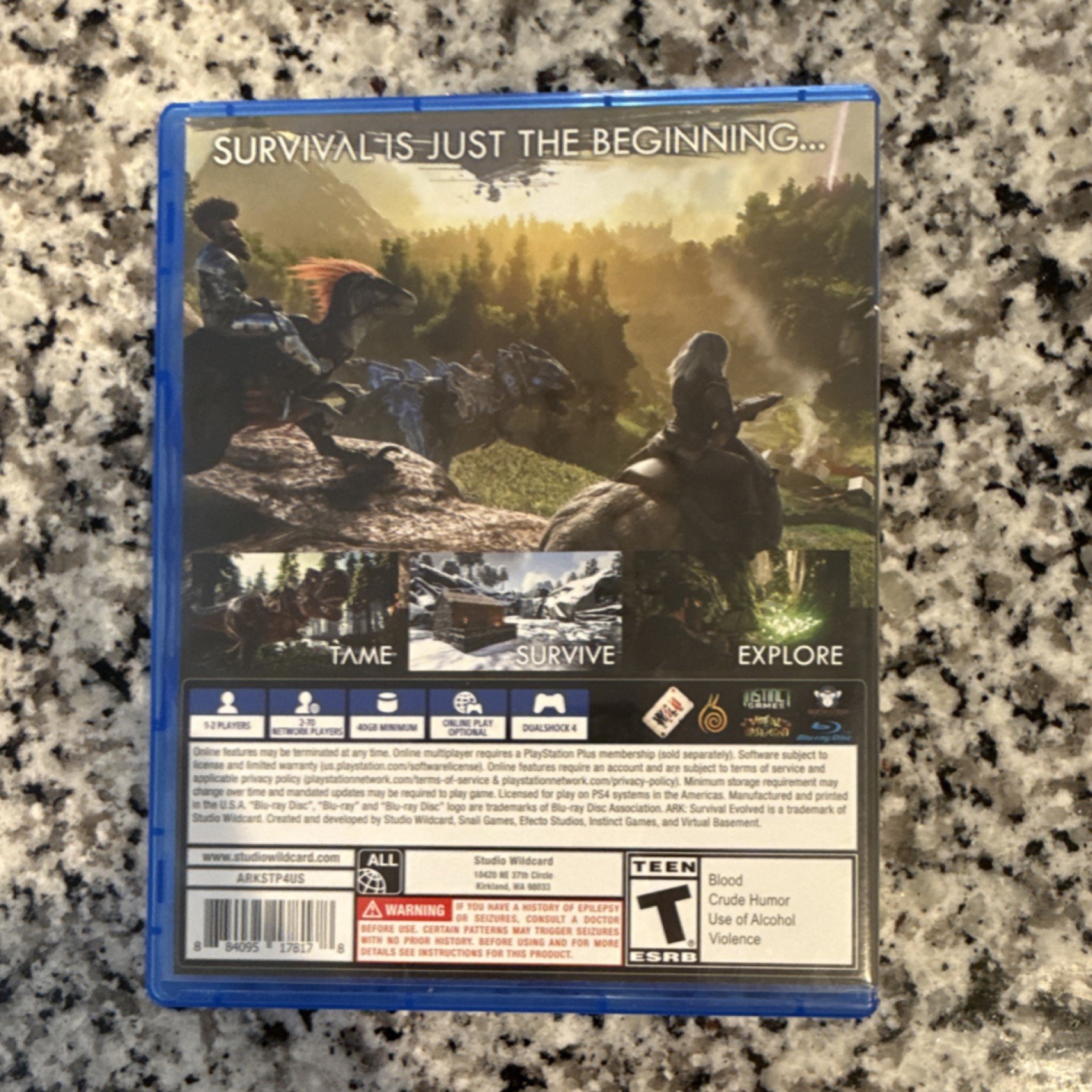 Studio Wildcard Ark: Survival Evolved PS4 Multiplayer Online Play
