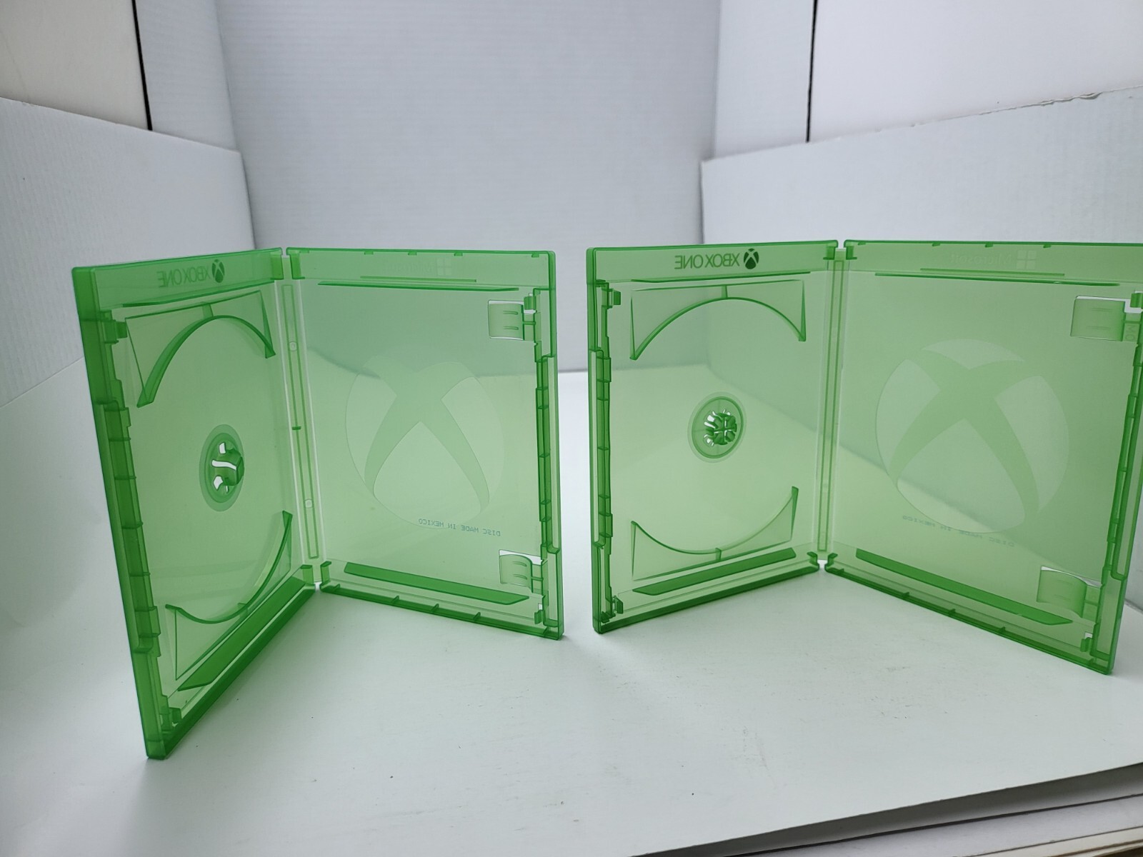 2 NEW Clear Green Genuine Replacement Video Game Cases for XBOX ONE W/sleeve OEM