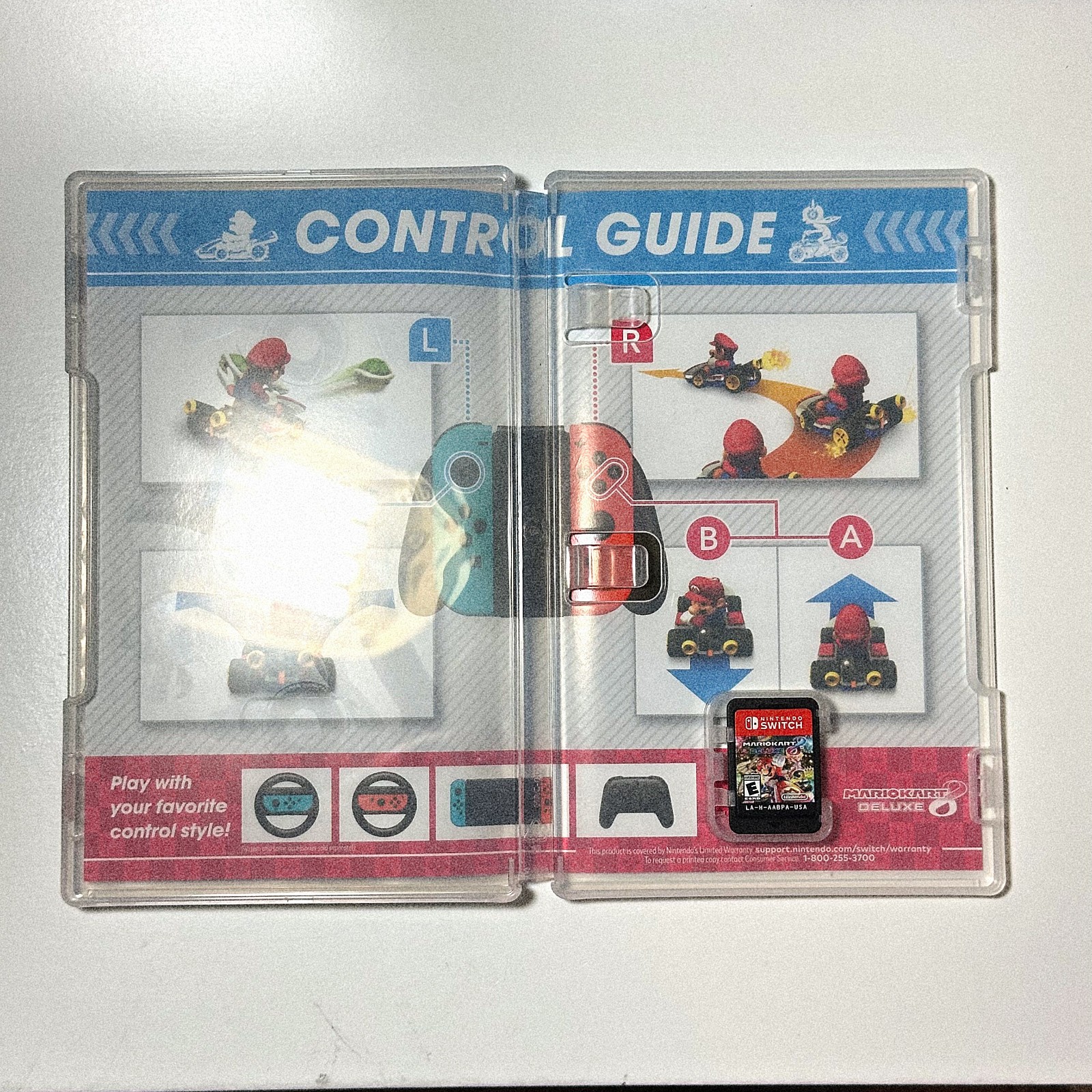 Mario Kart 8 Deluxe Edition (Nintendo Switch) 2017