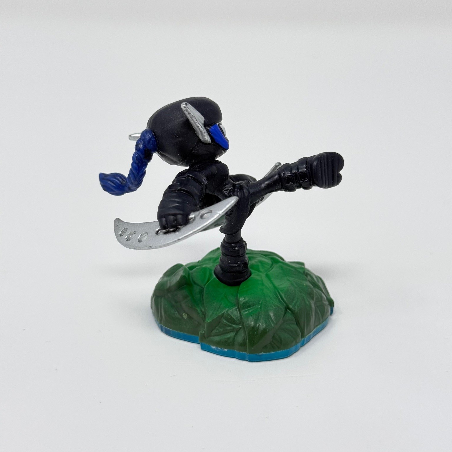 Activision Skylanders Dark Stealth Elf Figure Spyro’s Adventure Universal