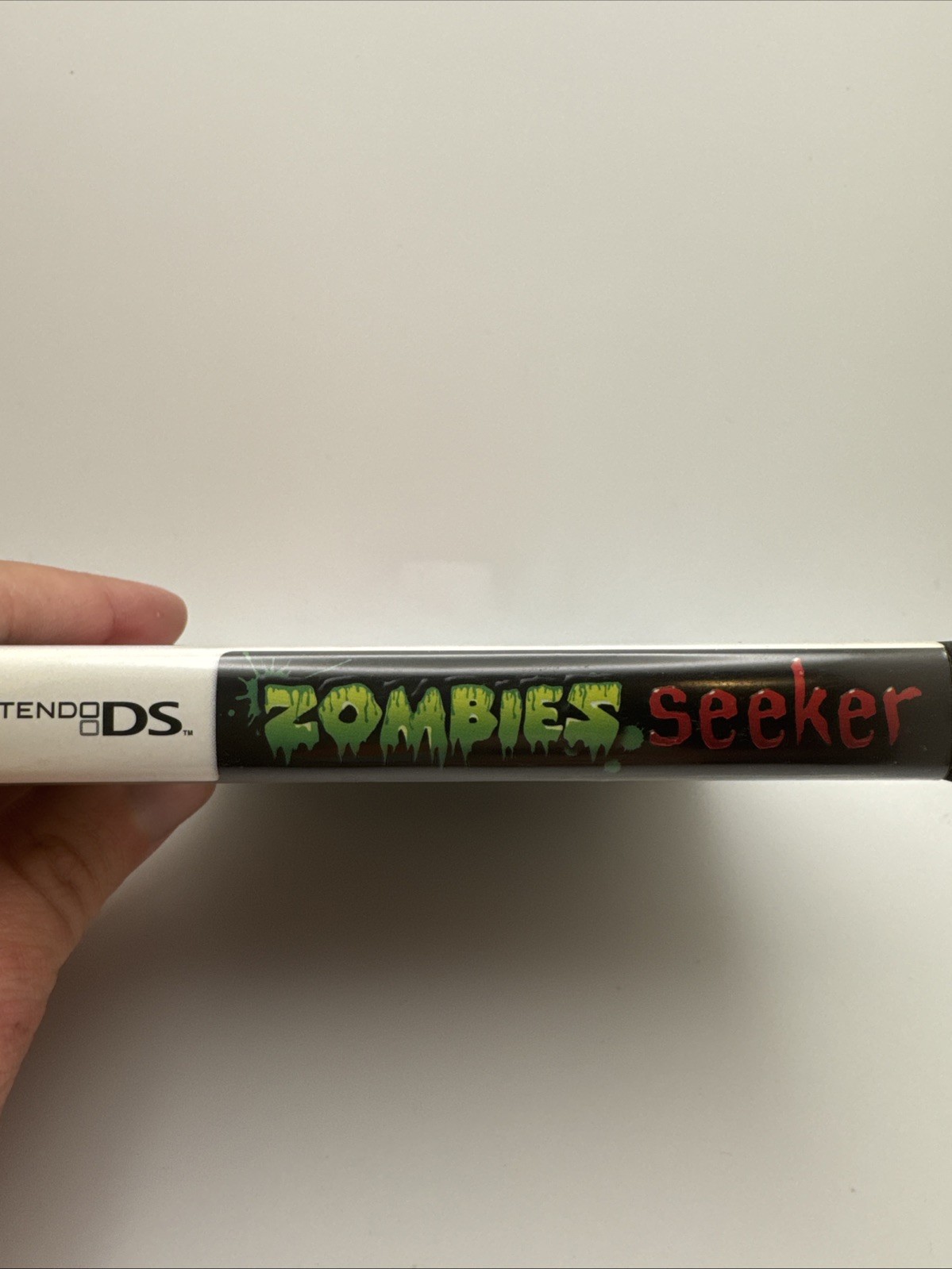 Zombies Seeker Nintendo DS Zoo 7 Raven Studios Complete CIB