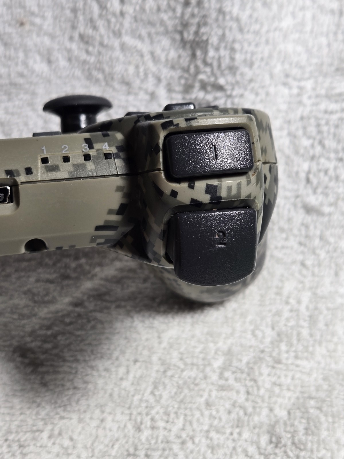 Unbranded P3 Camo Controller- Untested / No Cords