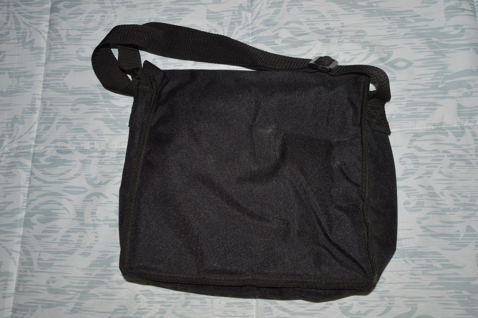 Official Nintendo 64 Padded Case Bag Shoulder OEM Original In Good Condition