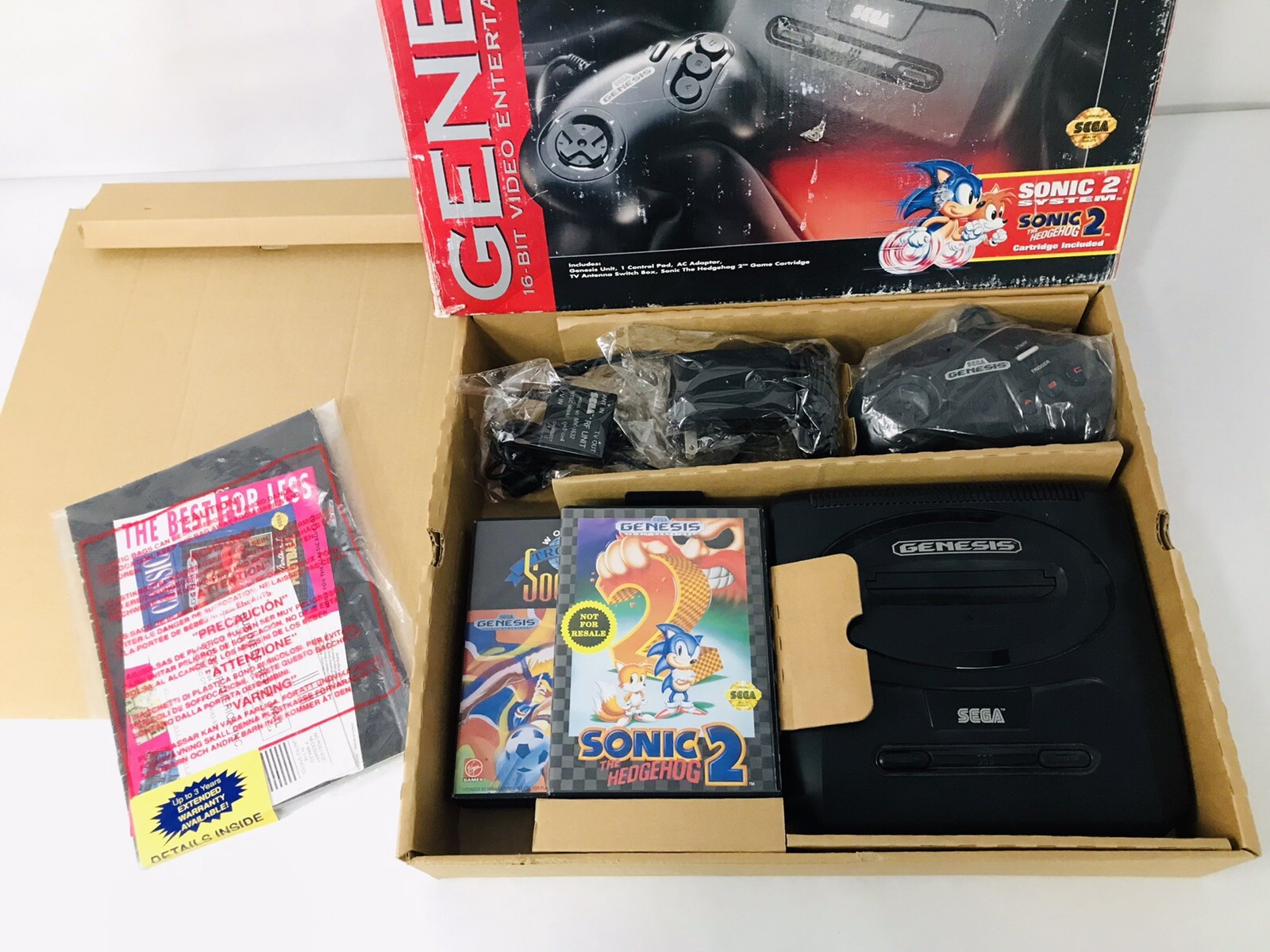 Model 2 Console MK-1631 Sega Genesis Console System with Games And Box!! Works!!