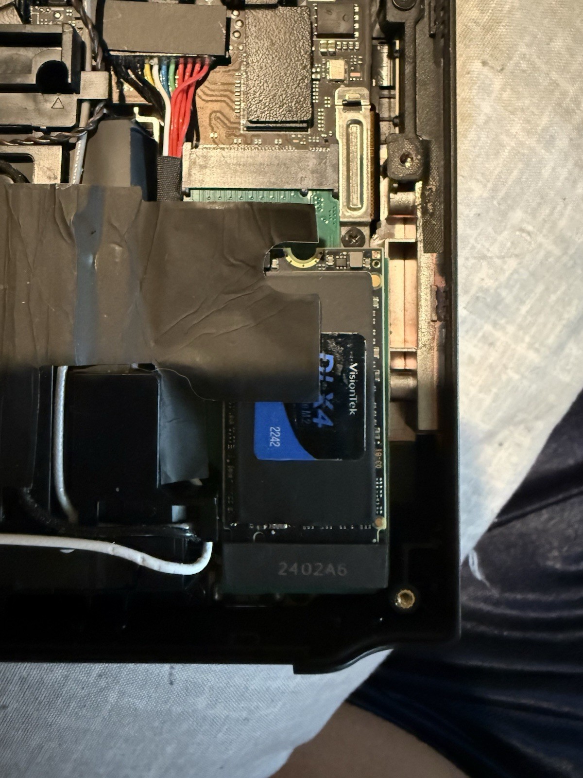 Lenovo Legion Go Z1 Extreme 1TB Internal Storage, 16GB, And Customs!! READ Des