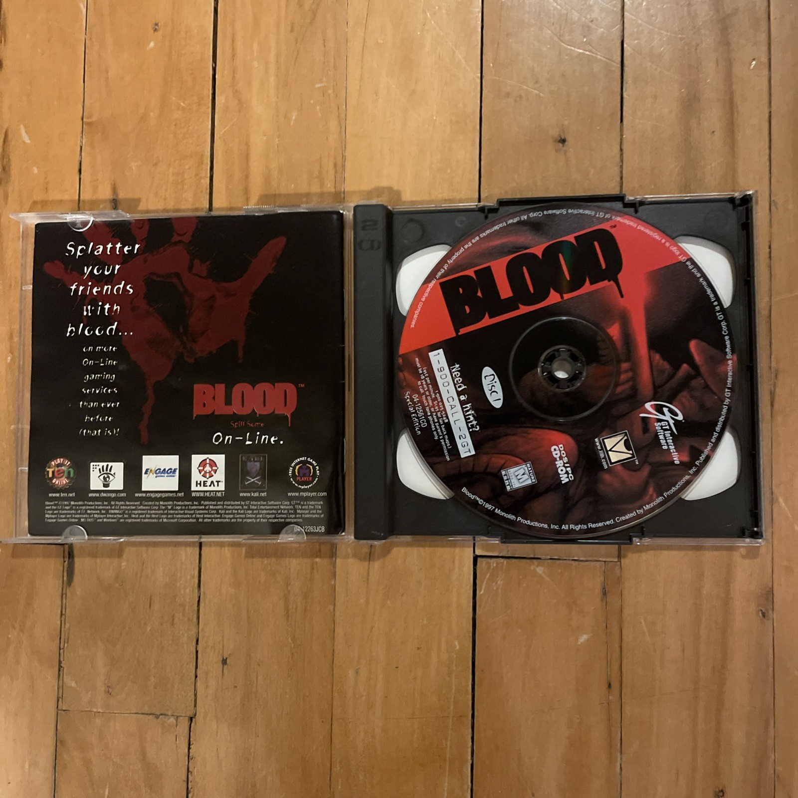 BLOOD DOS PC Video Game GT Interactive Software Classic FPS Multiplayer
