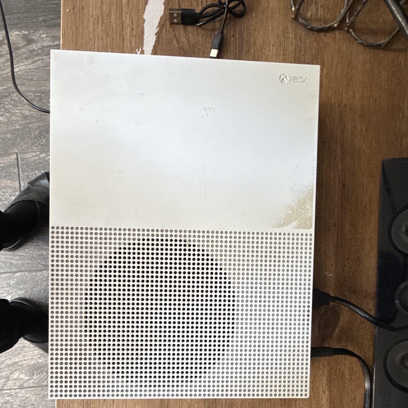 Microsoft Xbox One S Home Console White Wi-Fi Capability USB Connectivity