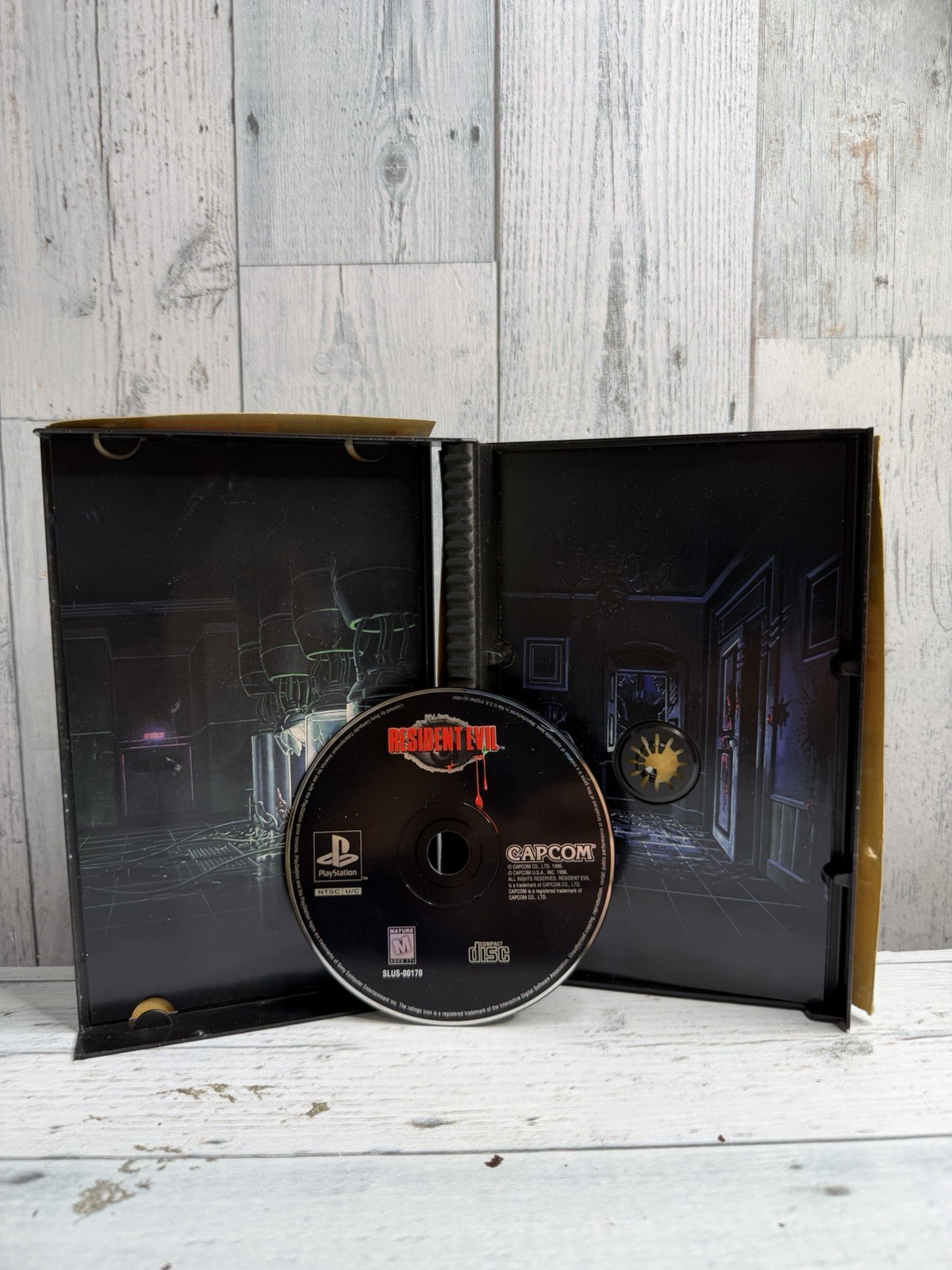 Resident Evil Long Box PlayStation 1