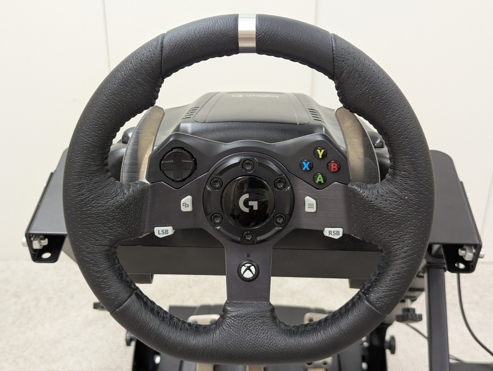 Logitech G920 Driving Force Racing Wheel and Shifter Bundle for Xbox PC
