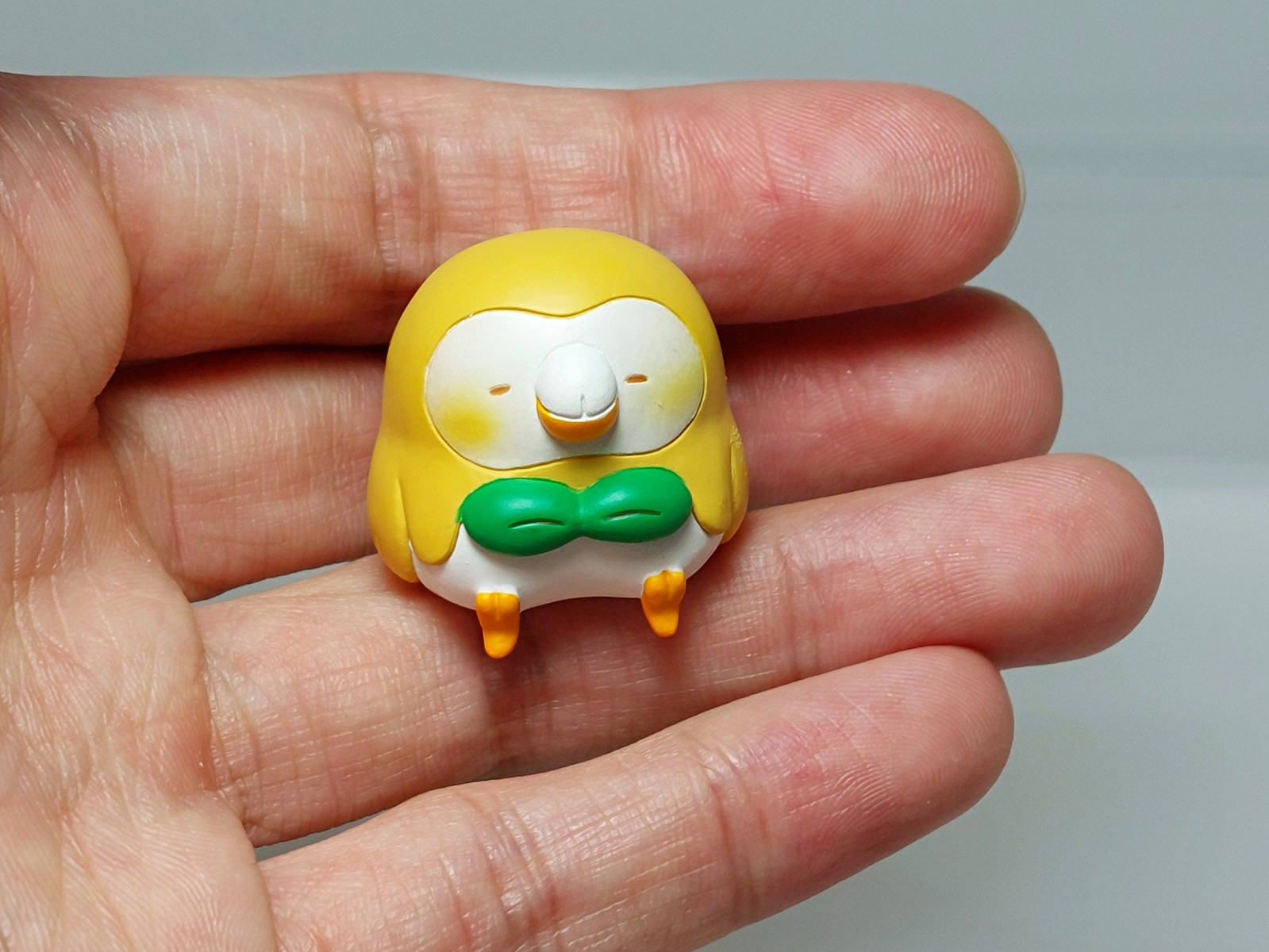 Pokemon Center Japan 2018 Figure Collection Pokemon Yurutto Rowlet Q04 0.8in
