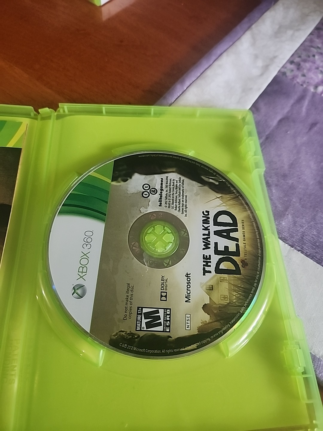 The Walking Dead: A Telltale Games Series (Microsoft Xbox 360, 2012) CIB Tested!