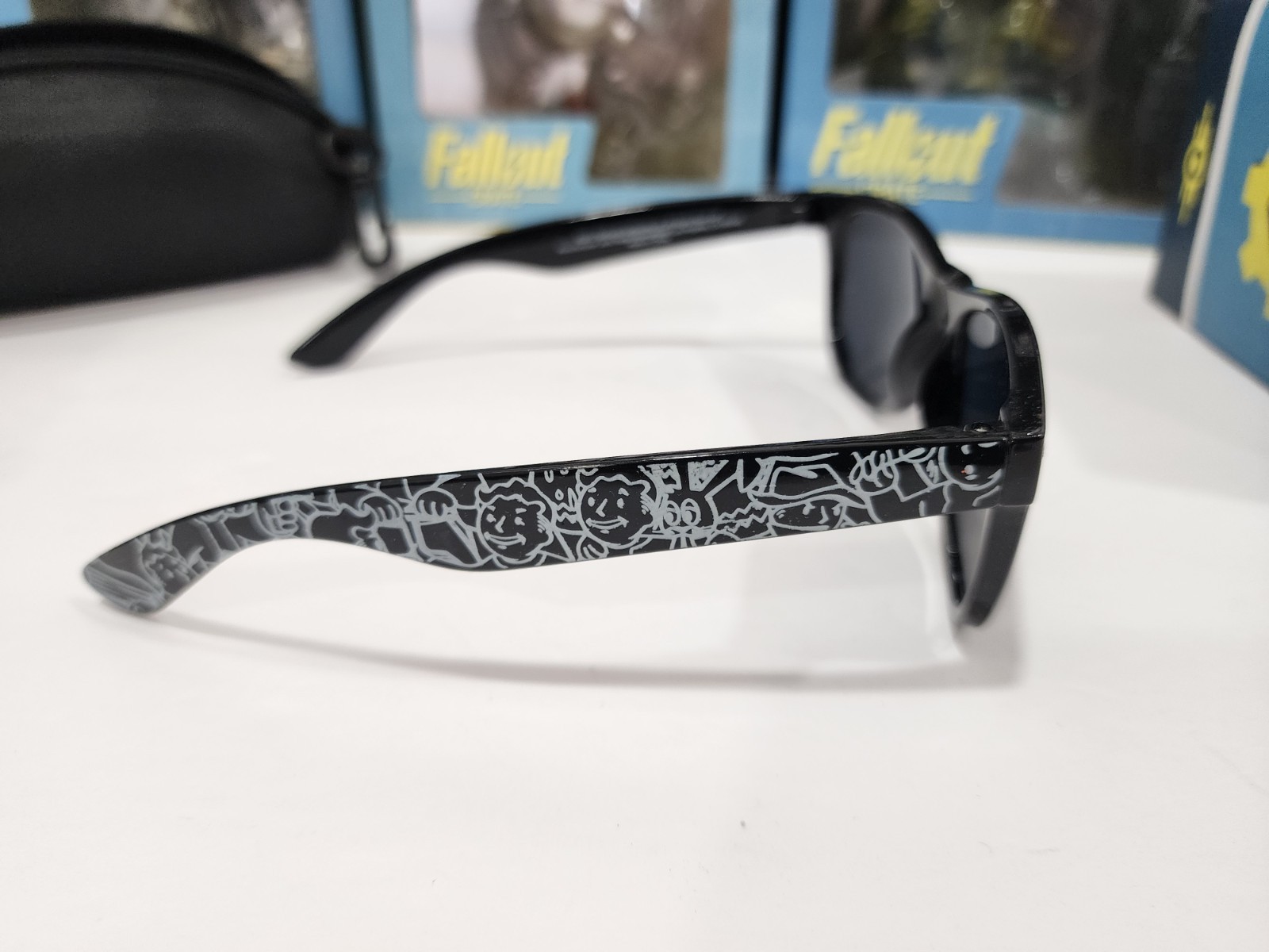 Lot of Fallout Loot Crate Figure Mug Glasses Patch Coin Bank