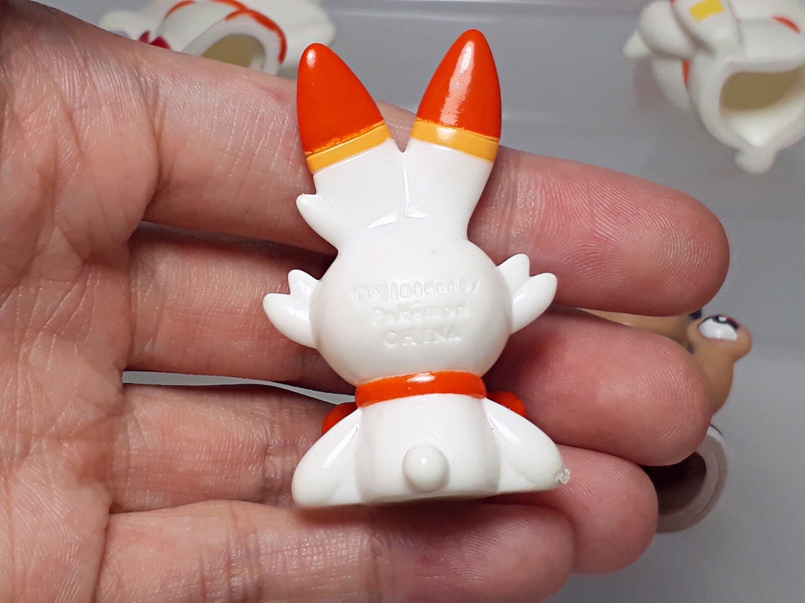 Cinderace Raboot Scorbunny Go Pokemon Figure Bandai Kids & Nintendo 1.9-2.4in