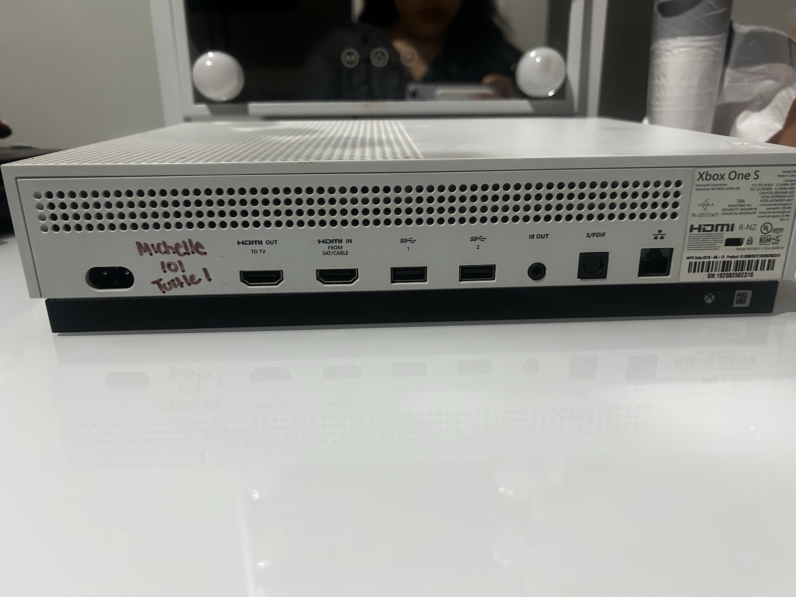 Microsoft Xbox One S White Home Console Wi-Fi Blu-Ray Internet Browsing