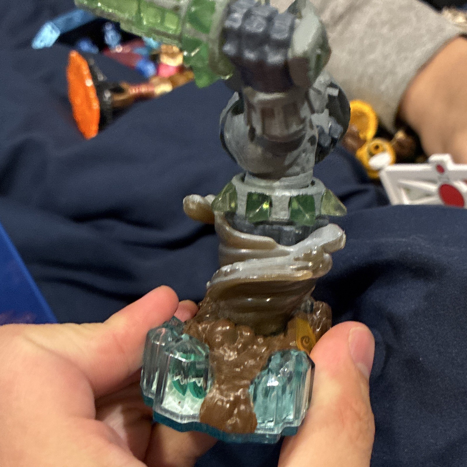 Skylanders Doom Stone Character Figure – Trap Team Crystal Base