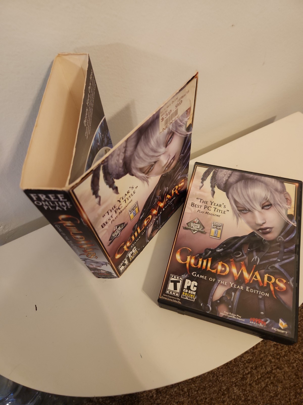 VTG – GUILD WARS – GAME OF THE YEAR EDITION – PC Game W/Manual & 2 Discs – CIB