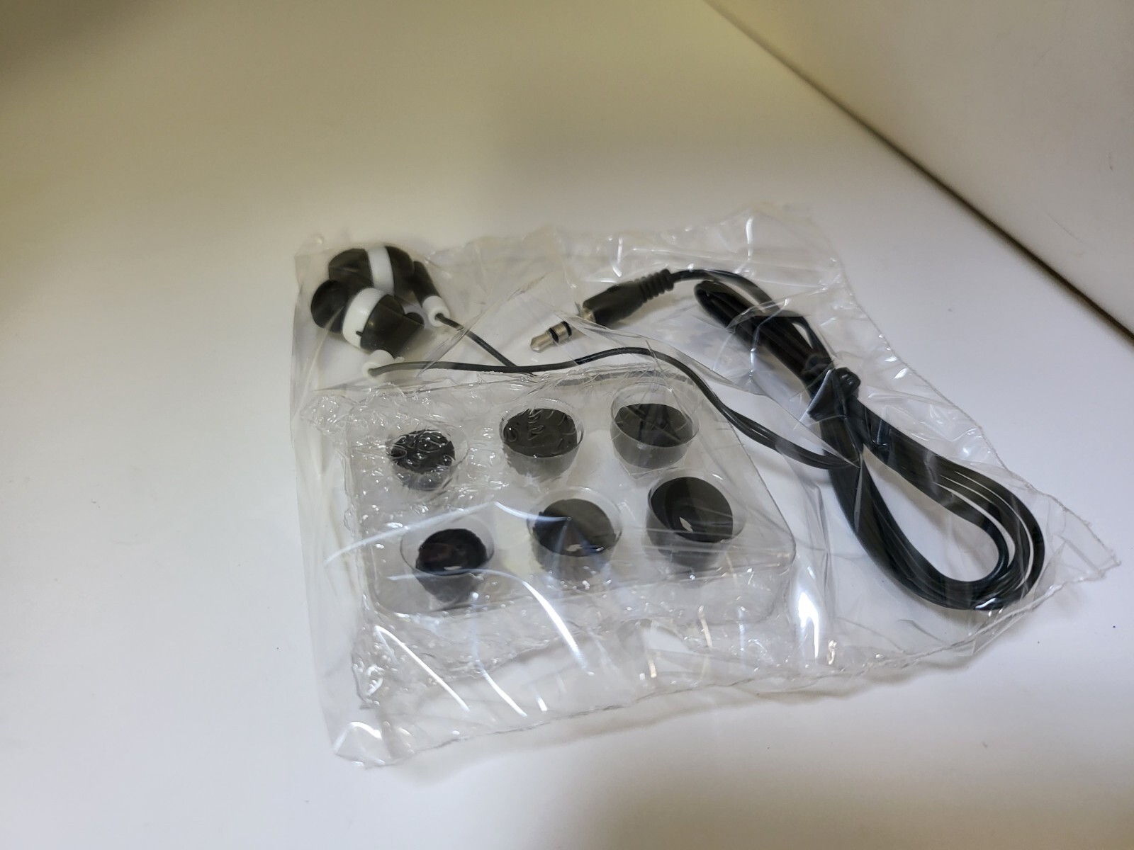 NEW Black In Ear Earphones Earbuds 3.5mm 4 Sizes for Neo Geo Pocket Color 39H