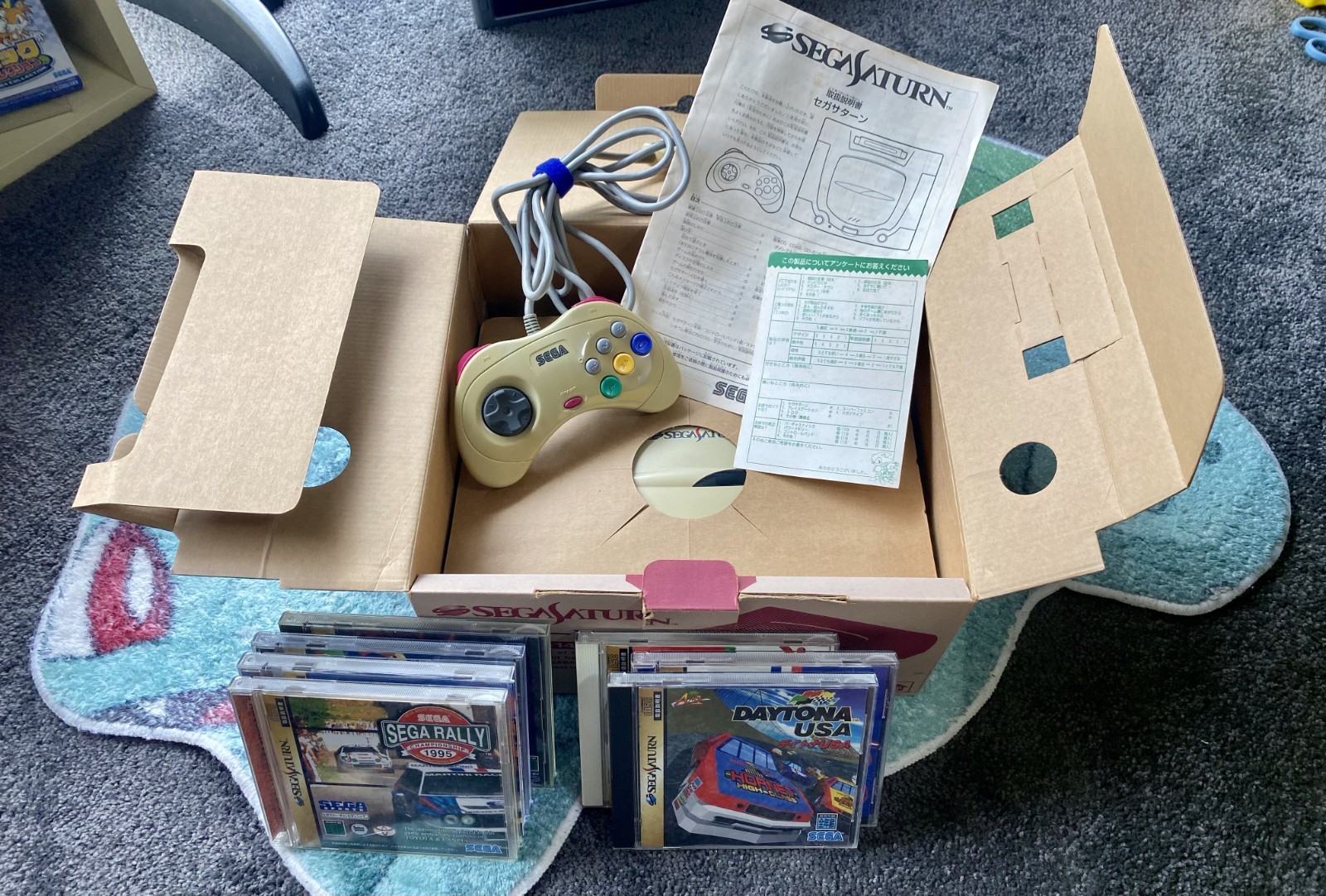SEGA Saturn Bundle HST-3220 NTSC-J Boxed + 7 Games!!!
