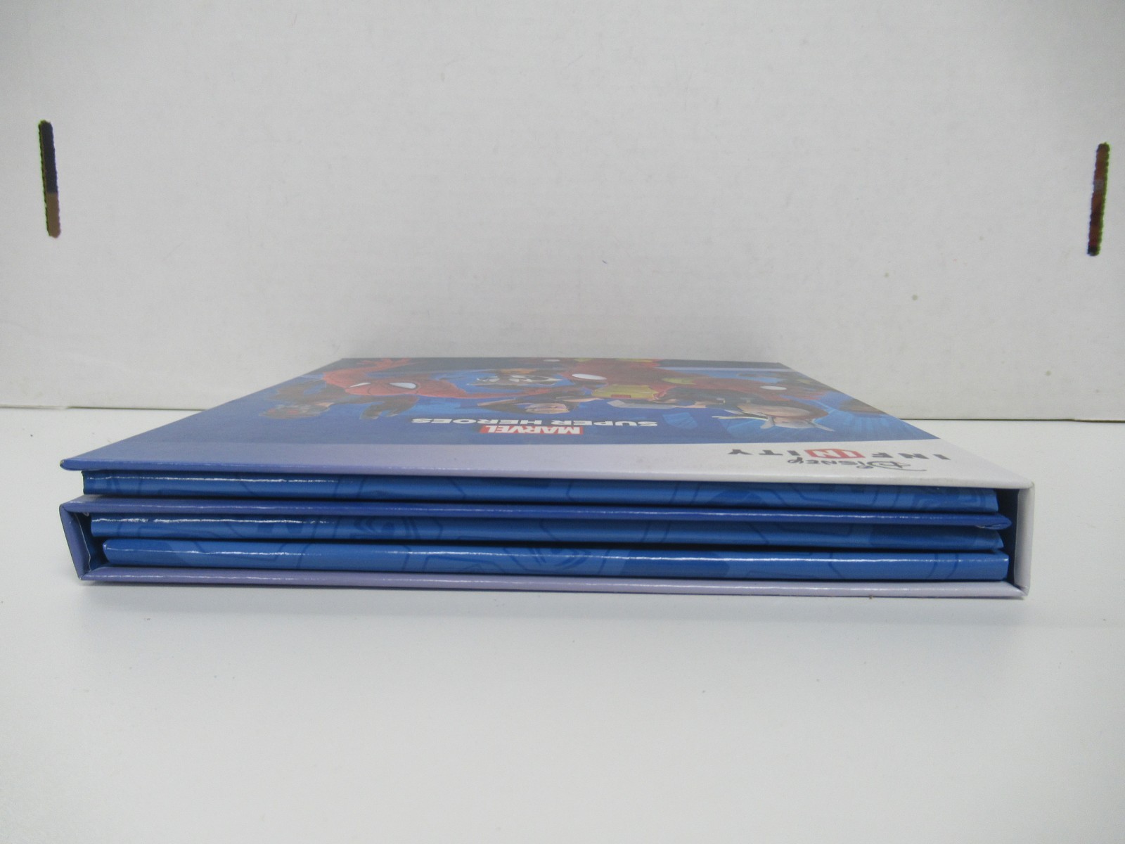 Disney Infinity Super Heroes Power Disc Album With 21 Wave Discs – Some Dupes