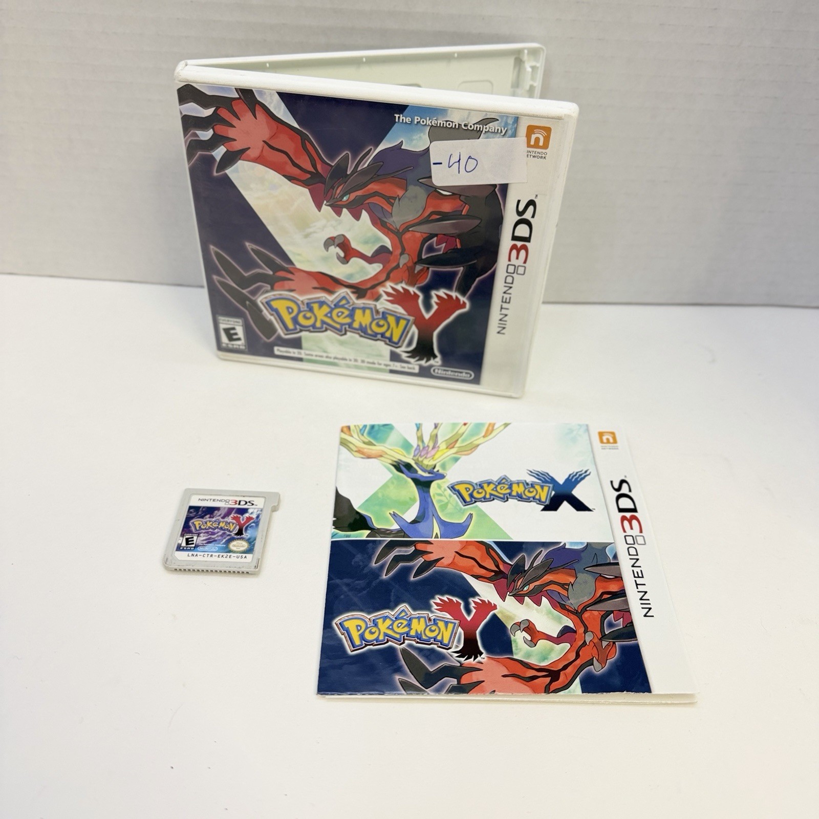 Nintendo 3DS Pokemon Y Complete with Case And Inserts TESTED
