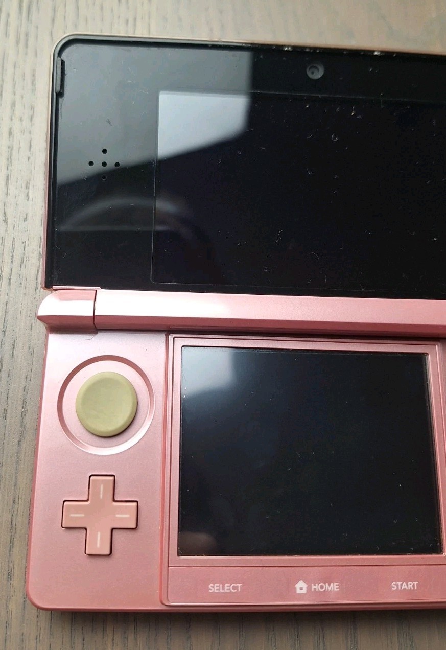 Nintendo 3DS Misty Pink Region Free Console 16GB Tested Good Condition CIB