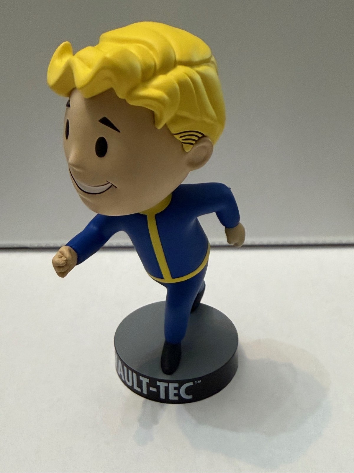 BUY ALL 7 AND SAVE ON SHIPPING 5″ Fallout Vault Boy Bobblehead 111 Series #1