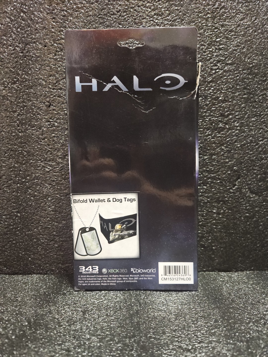 Bioworld Halo 3 Master Chief Bifold Wallet & Dog Tags Set Halo Series 2010