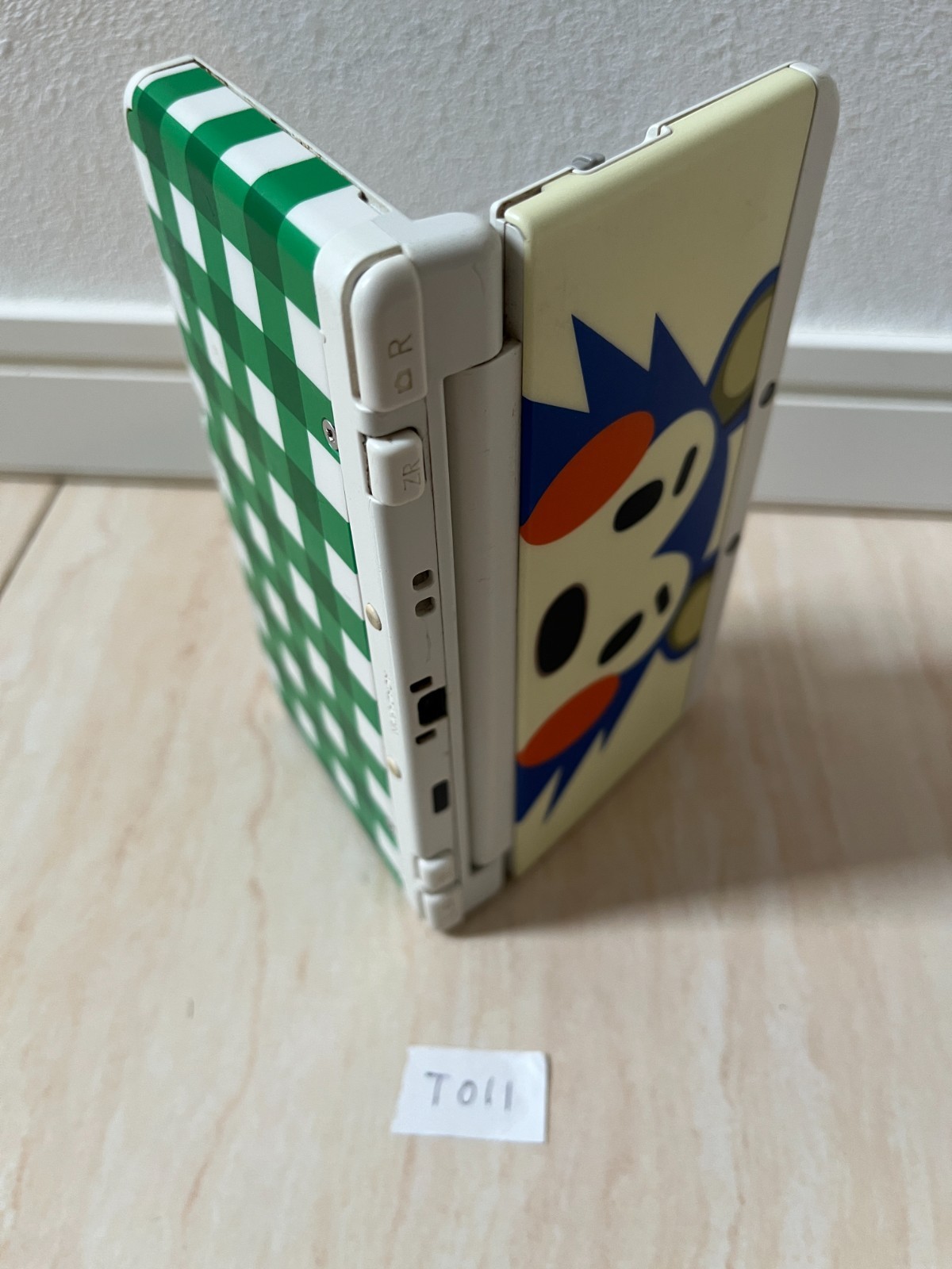 New Nintendo 3DS Animal Crossing Edition Console Only Used T011