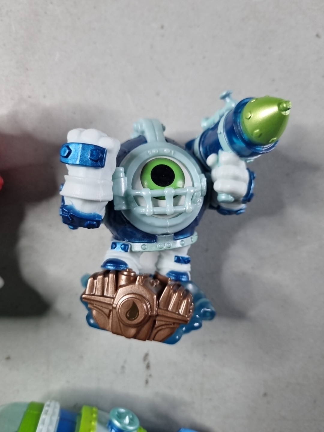 SKYLANDERS: SUPERCHARGERS: Dive Clops & Dive Bomber Vehicle & Missile Tow Bundle