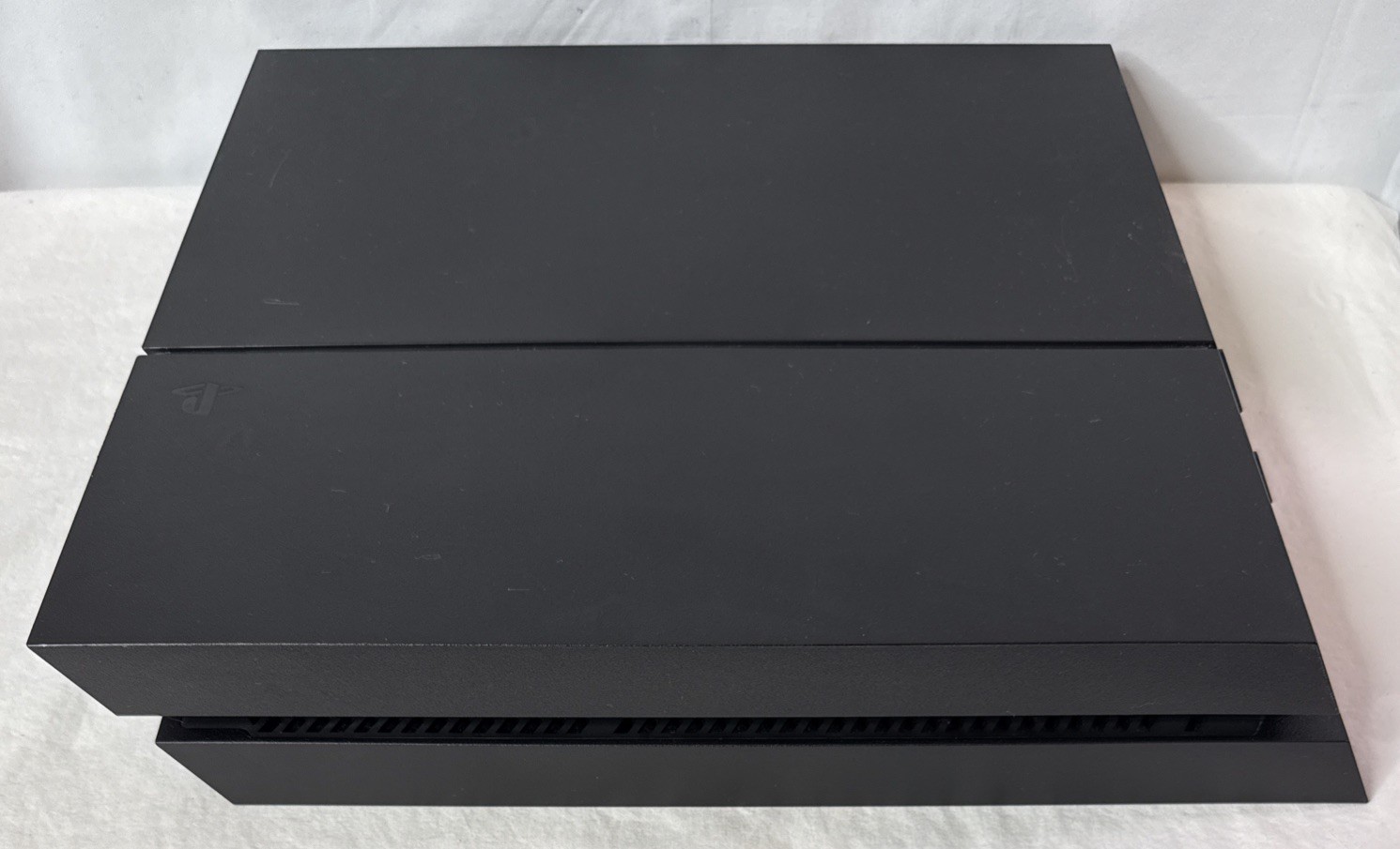 Sony PlayStation 4 Slim CUH-1215A 500GB Console With Controller & Cables