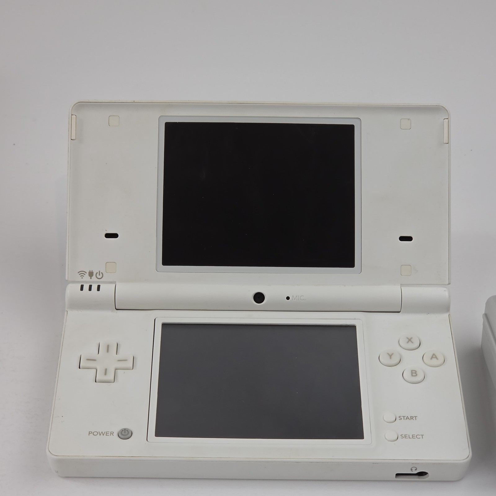 Nintendo DSi White Handheld Console System with Charger & Stylus Tested VG