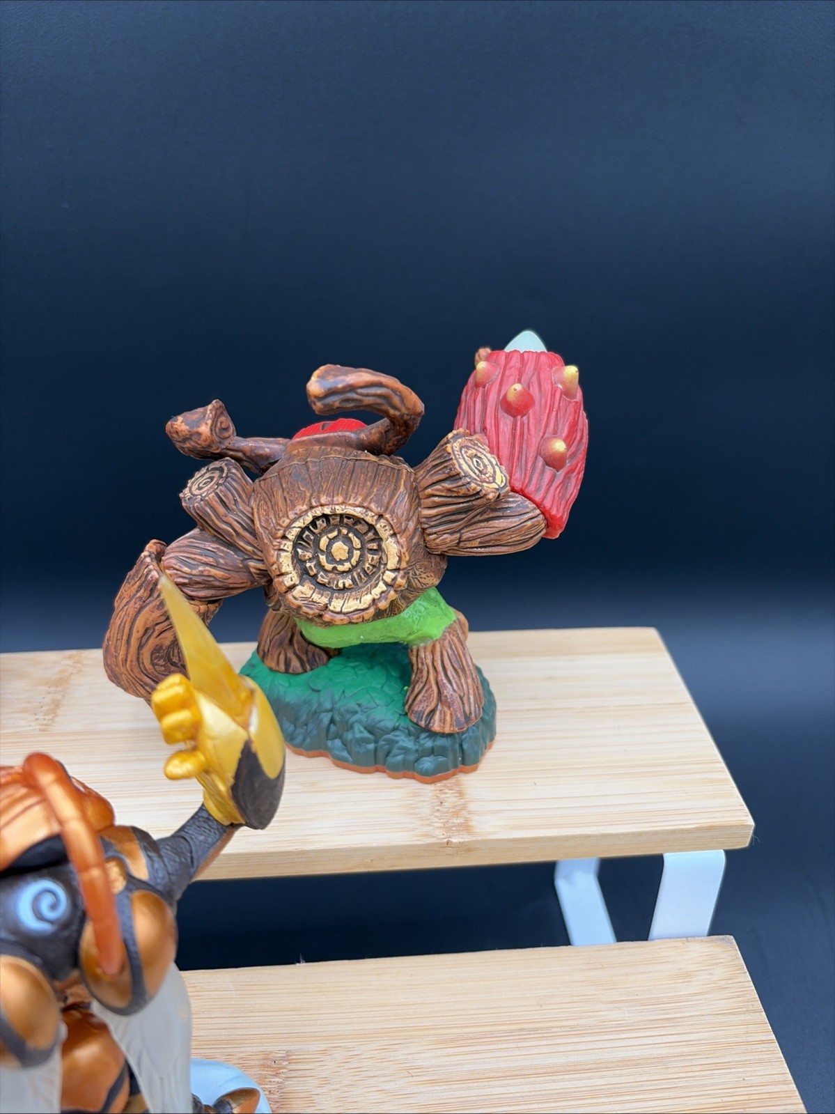 Skylanders Giants Figures Eye Brawl Thumpback Crusher Tree Rex Fright Rider