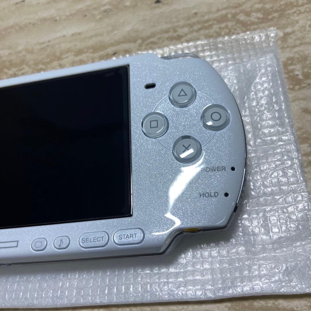 Sony PSP 3000 Pearl White Complete in Box Excellent Condition 7088