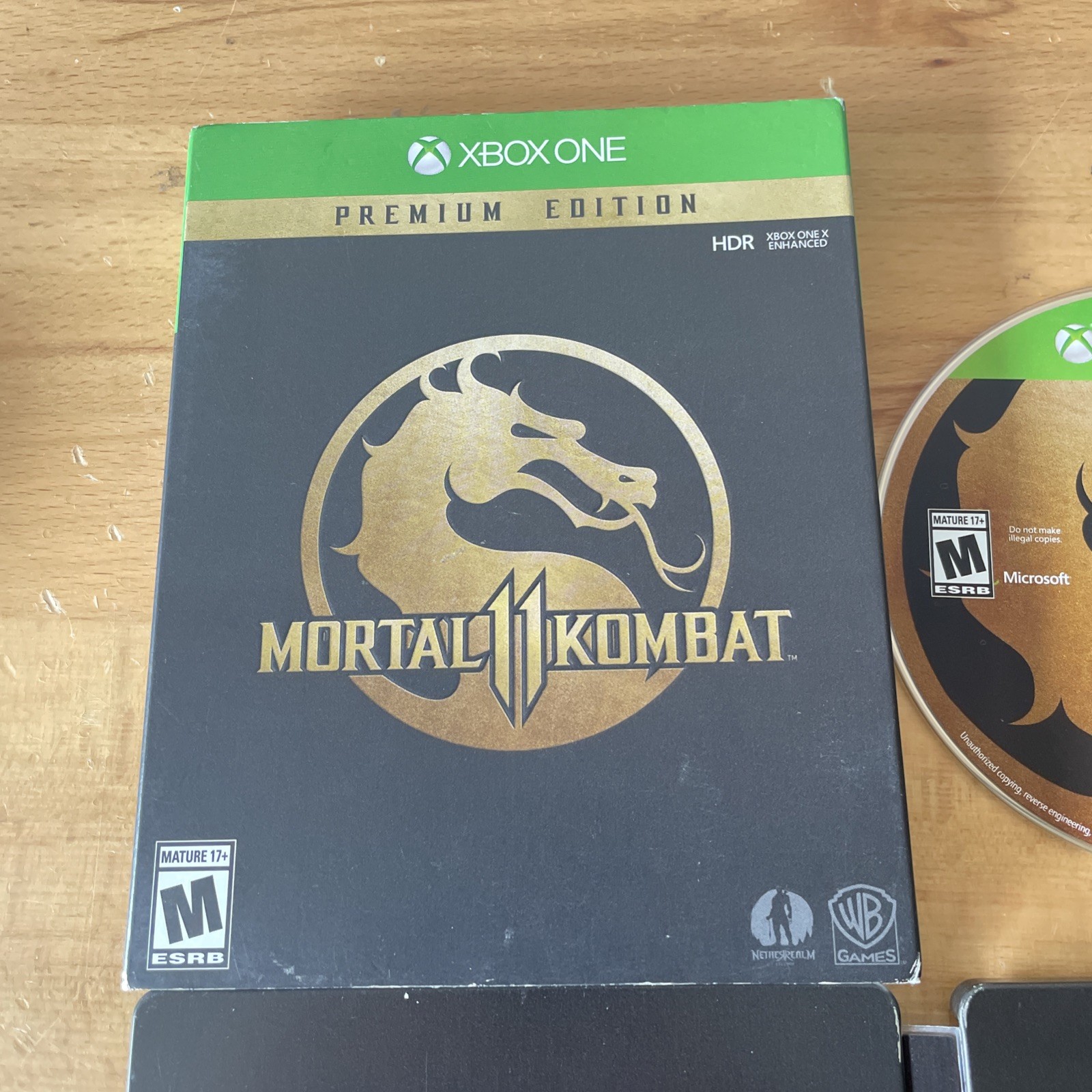 Mortal Kombat 11 Premium Edition (Xbox One) – Steelbook Case and slipcover