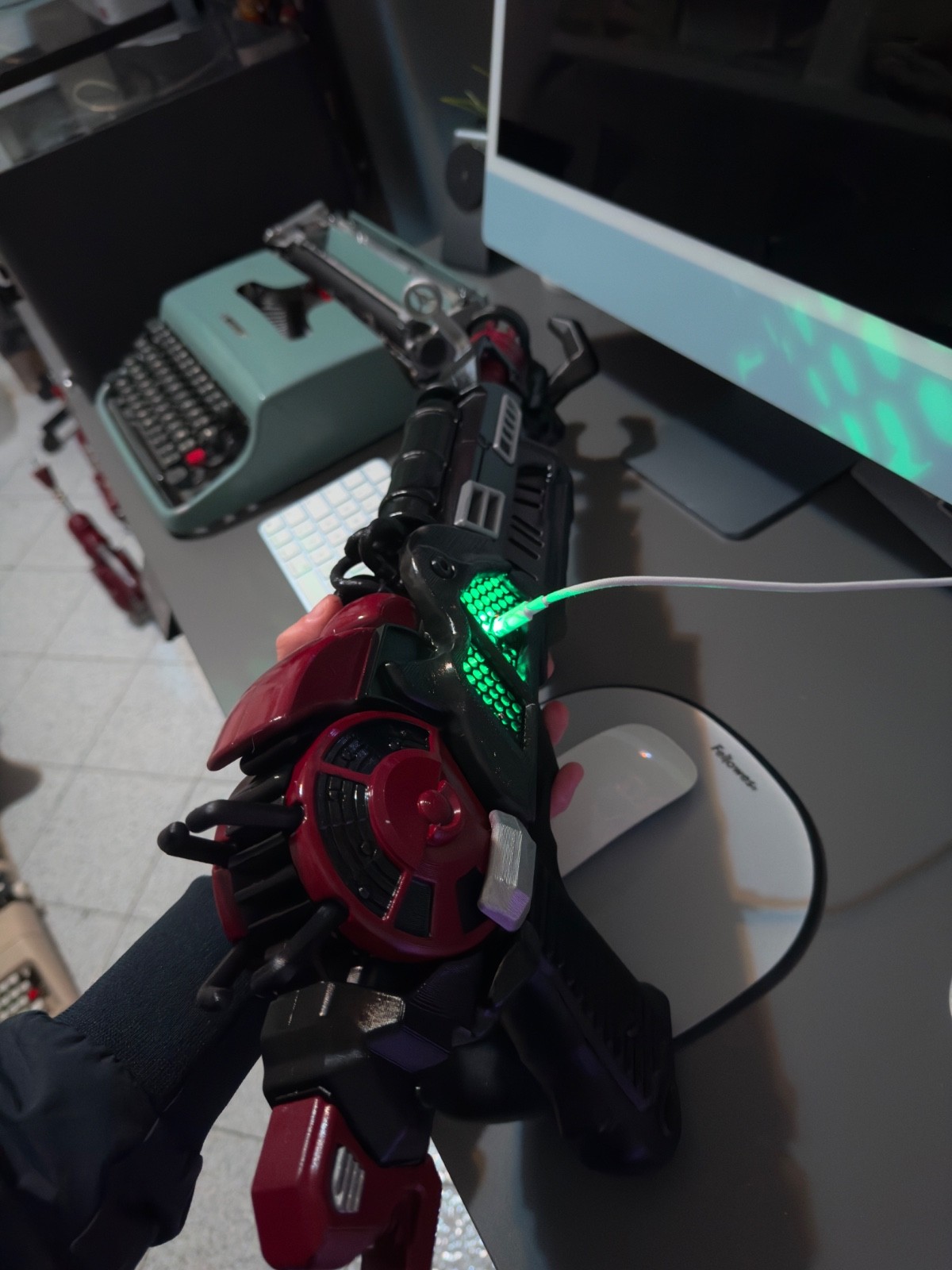 Raygun MK2 LED Replica 1/1 Scale Zombie